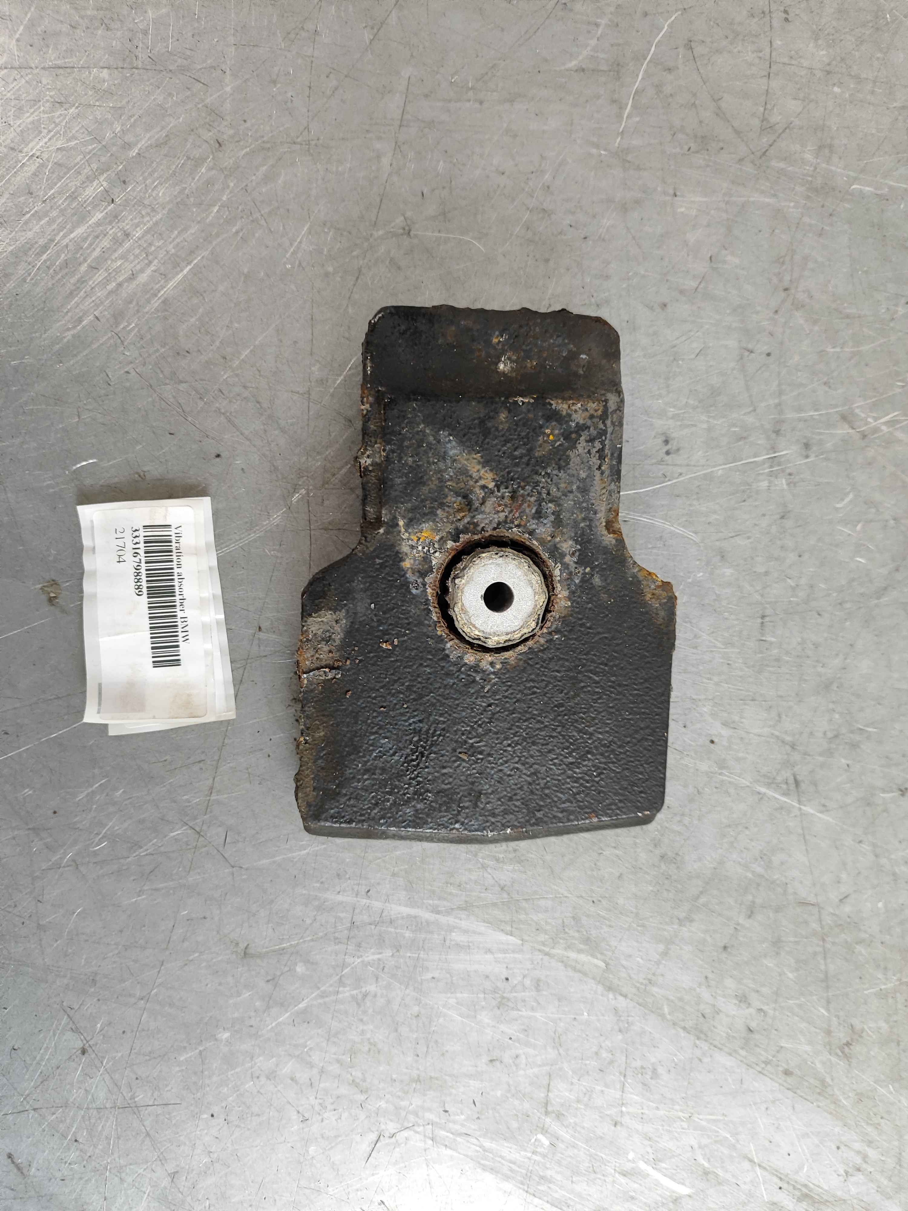 Vibration absorber BMW