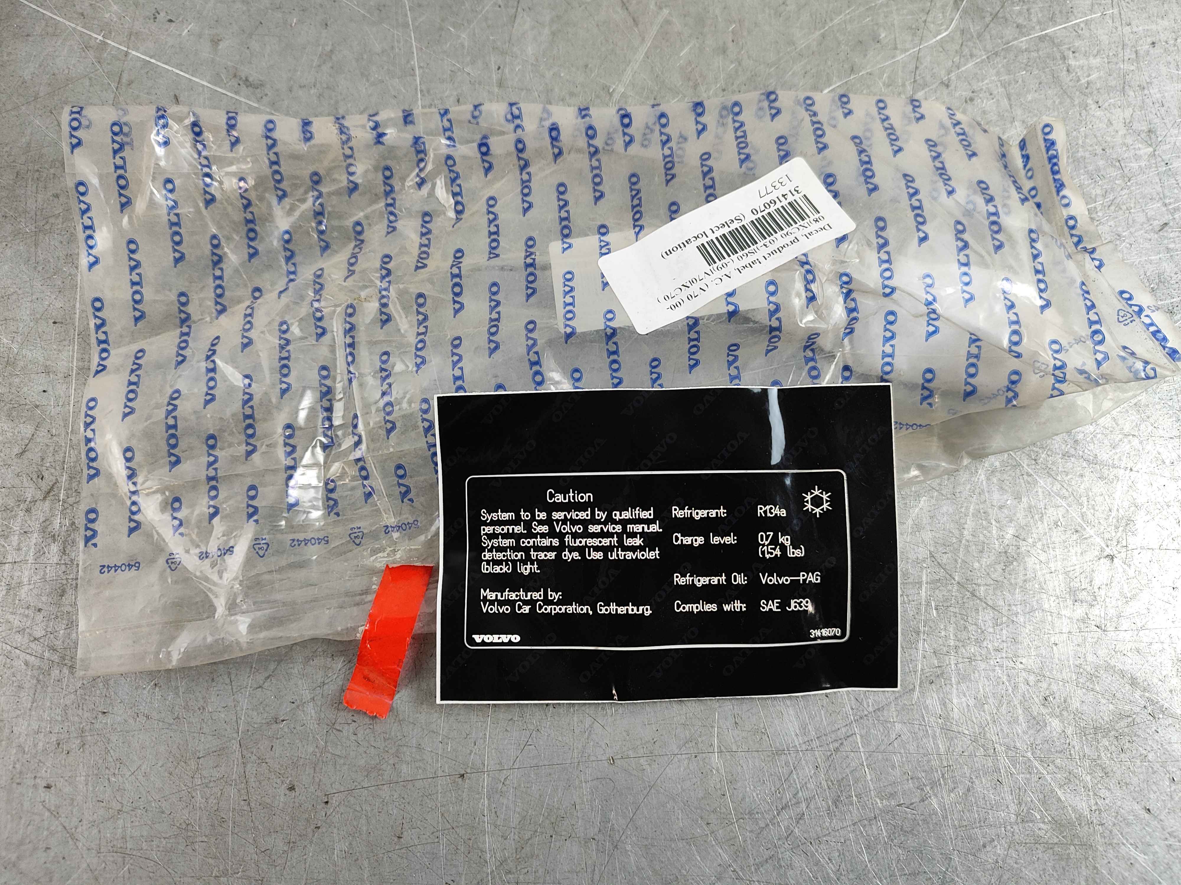 Decal, product label, A.C. (V70 (00-08)|XC90 (03-)|S60 (-09)|V70|XC70 )