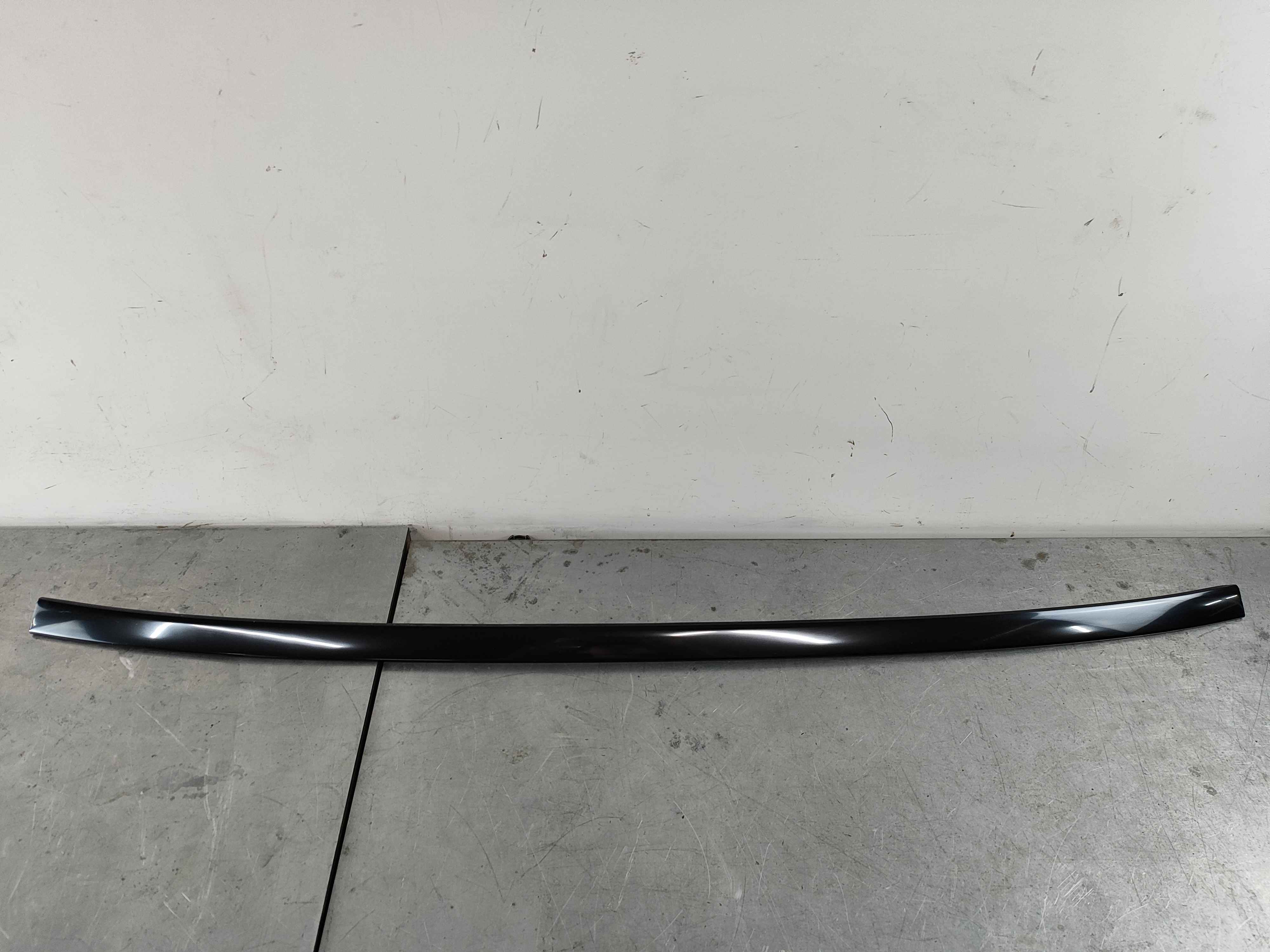 Ornamental Trim | Bottom Used With Glass Version