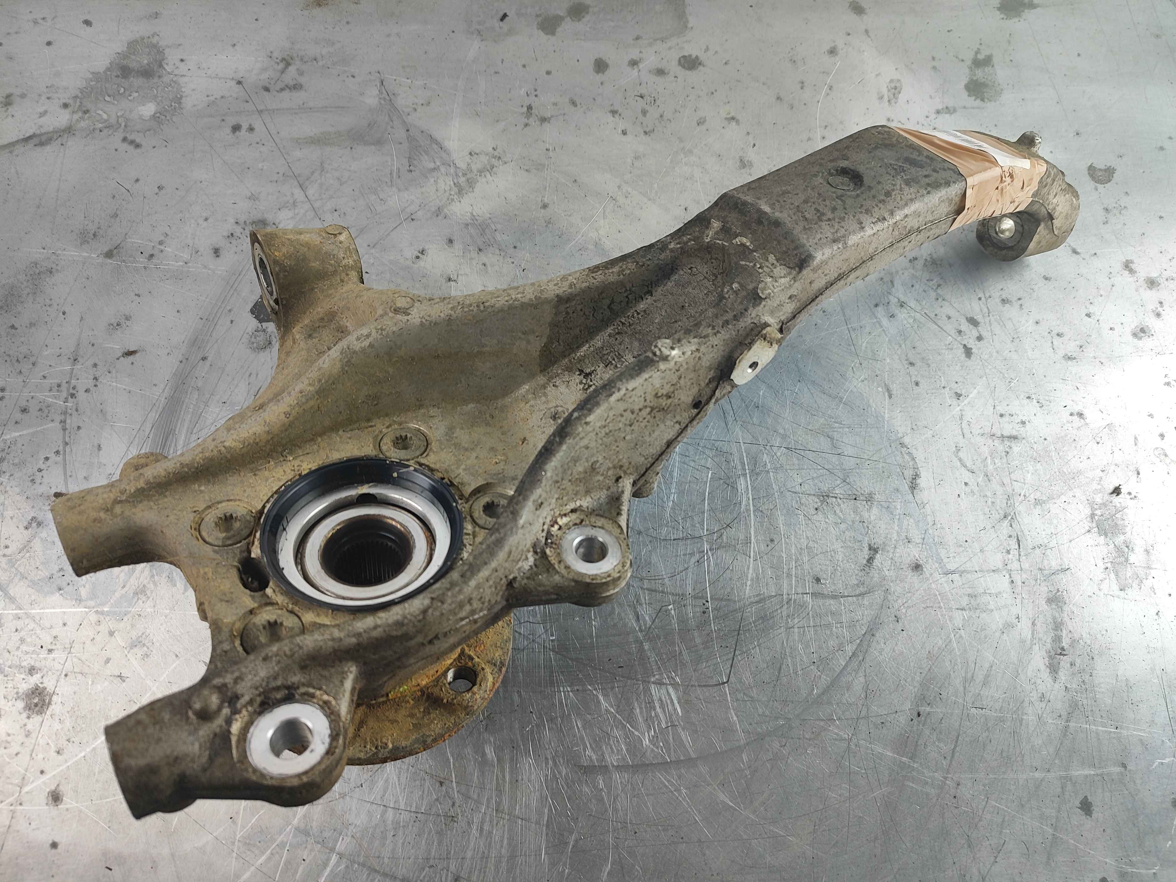 Steering knuckle  left