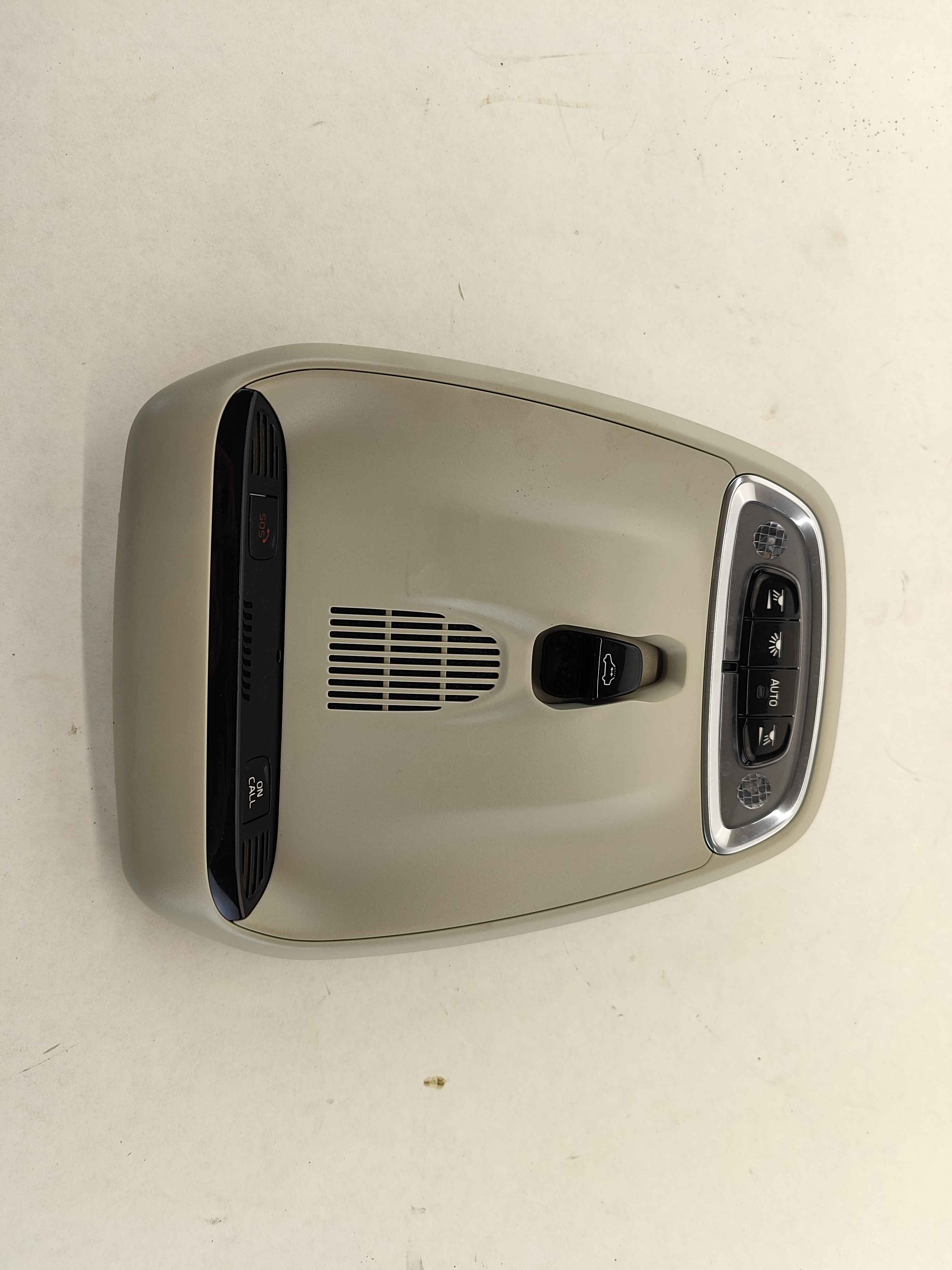 Roof lamp Interior code: RXXX UXXX WXXX. Variant code: EV02 and FH02 and KZ04 For vehicles with panoramic roof. CH -898999