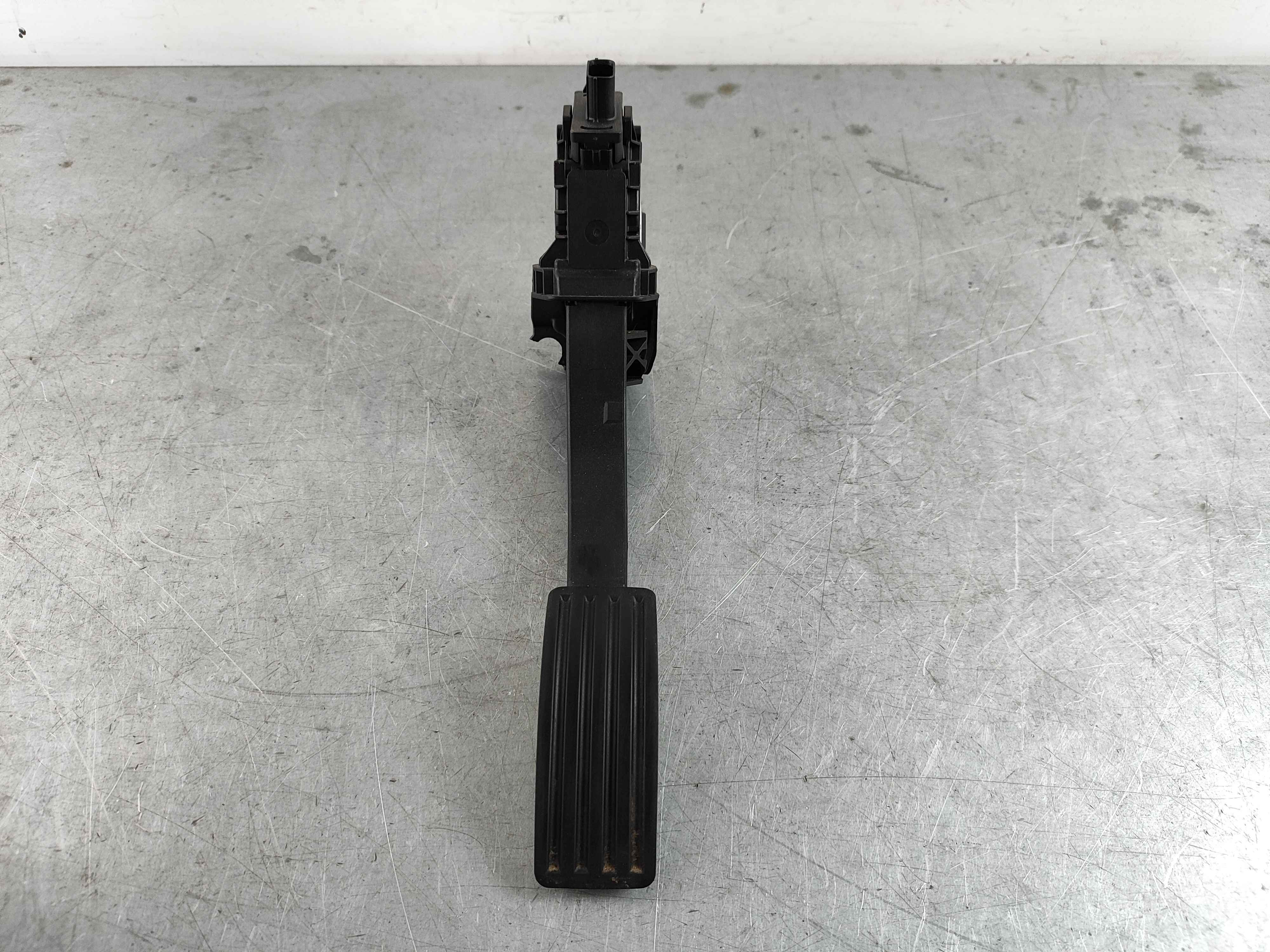 Accelerator pedal (XC40)