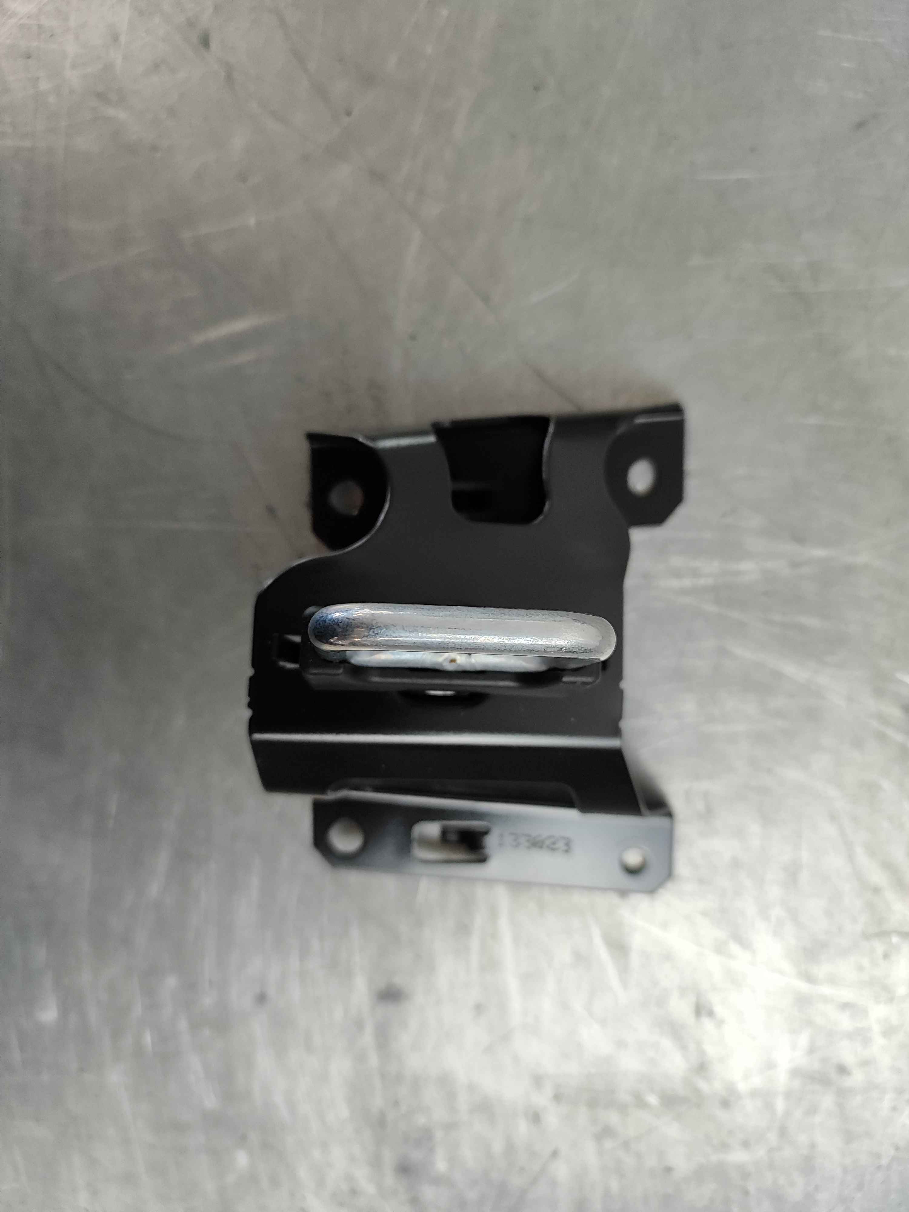 Lock brace, right (XC60 (18-))