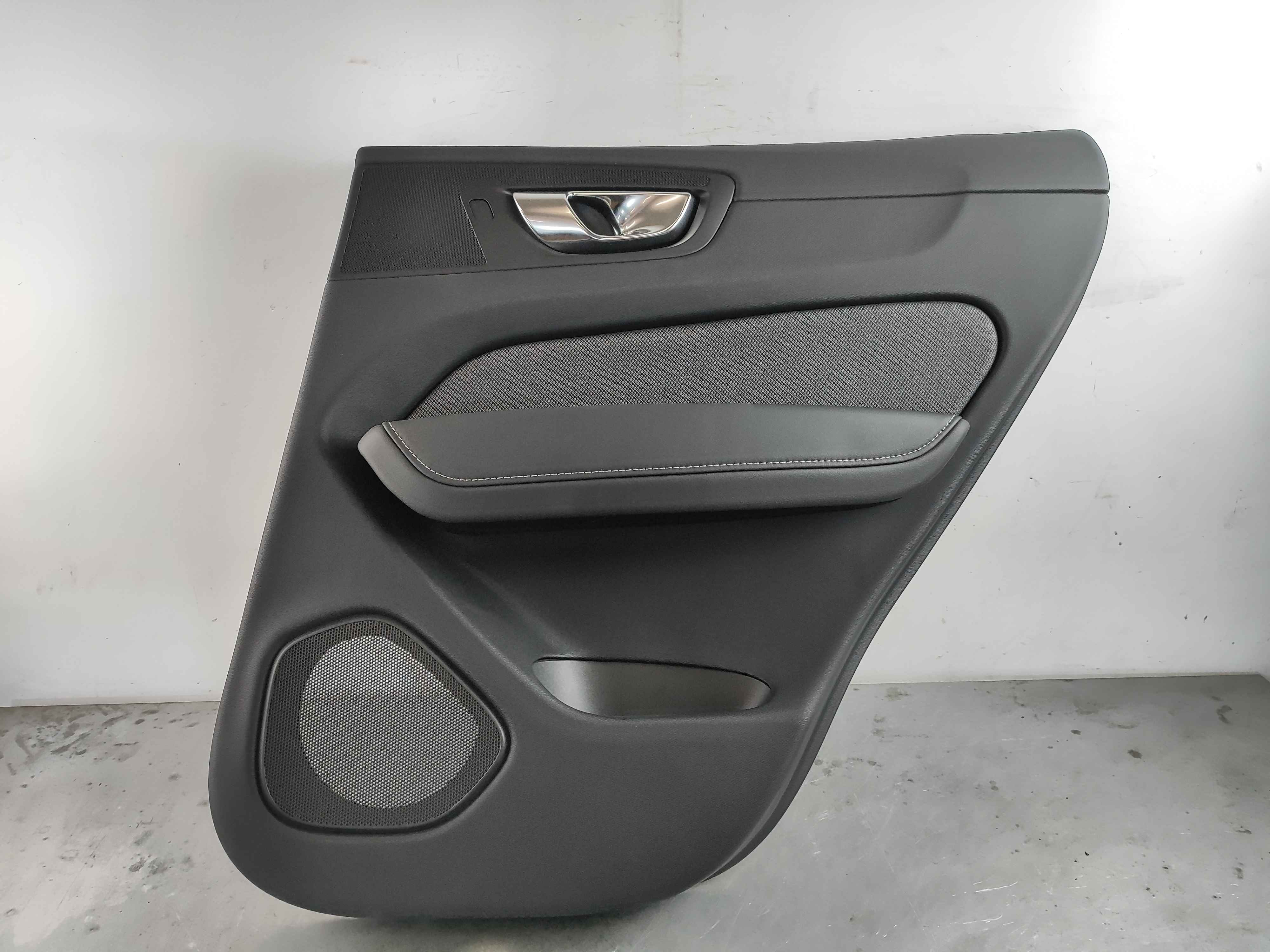 Door panel, right (XC60 (18-))