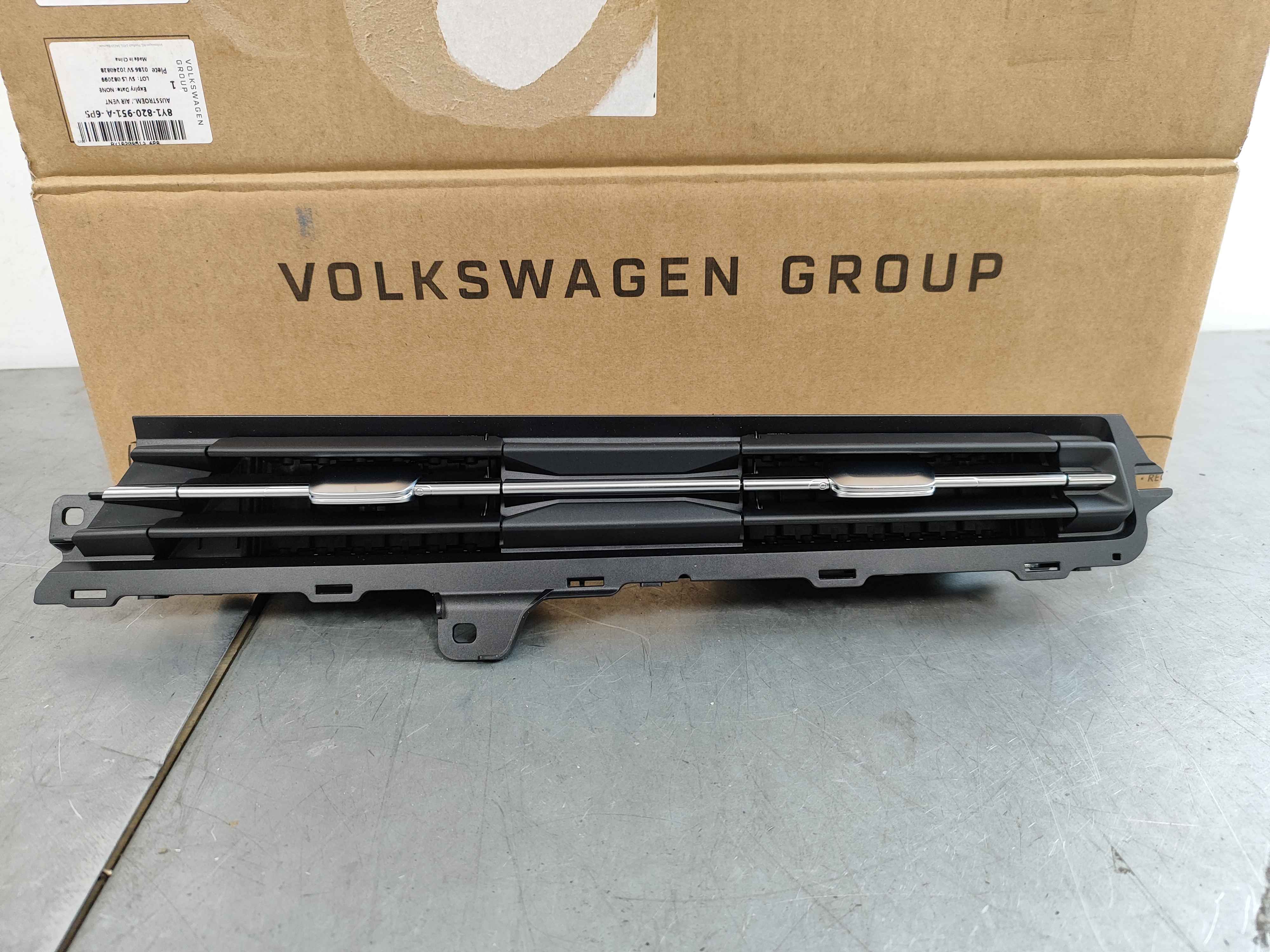 Air vent sabre(black)