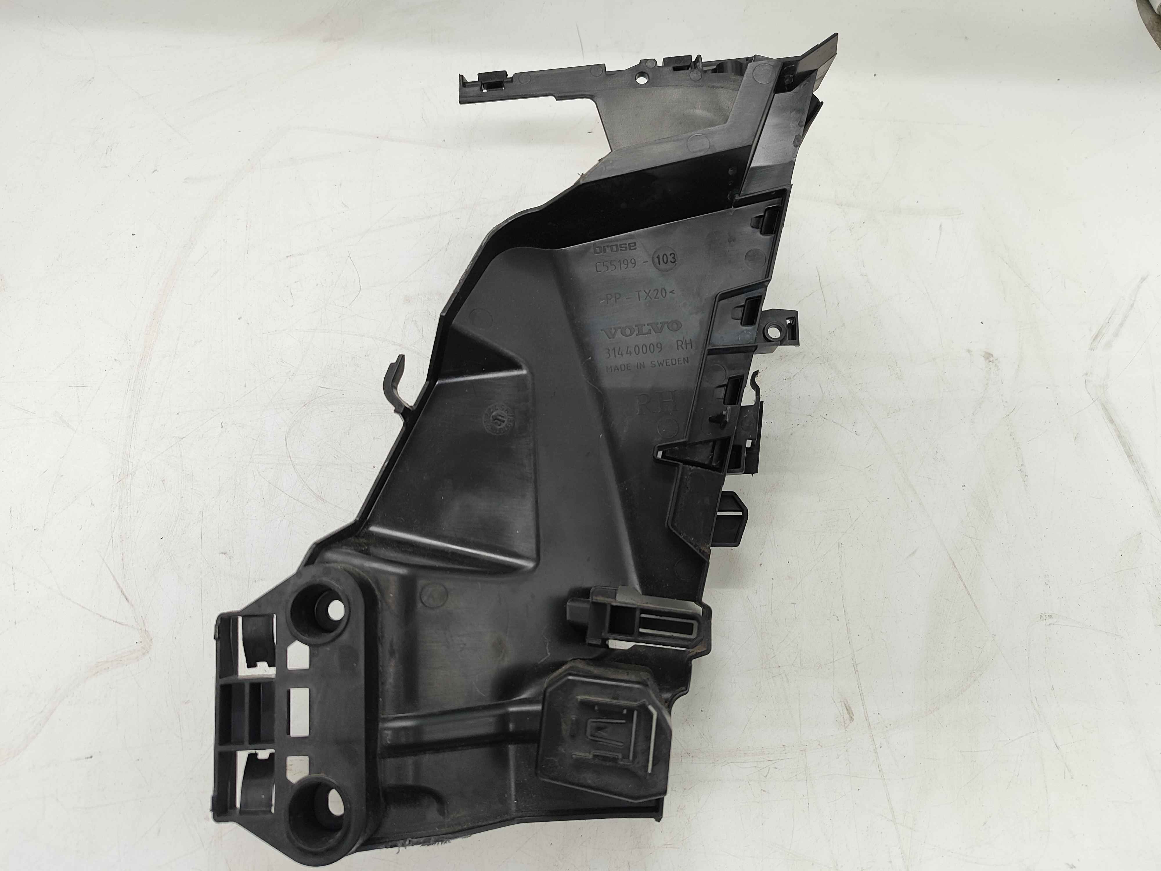 Bracket, right front (XC60 (18-))