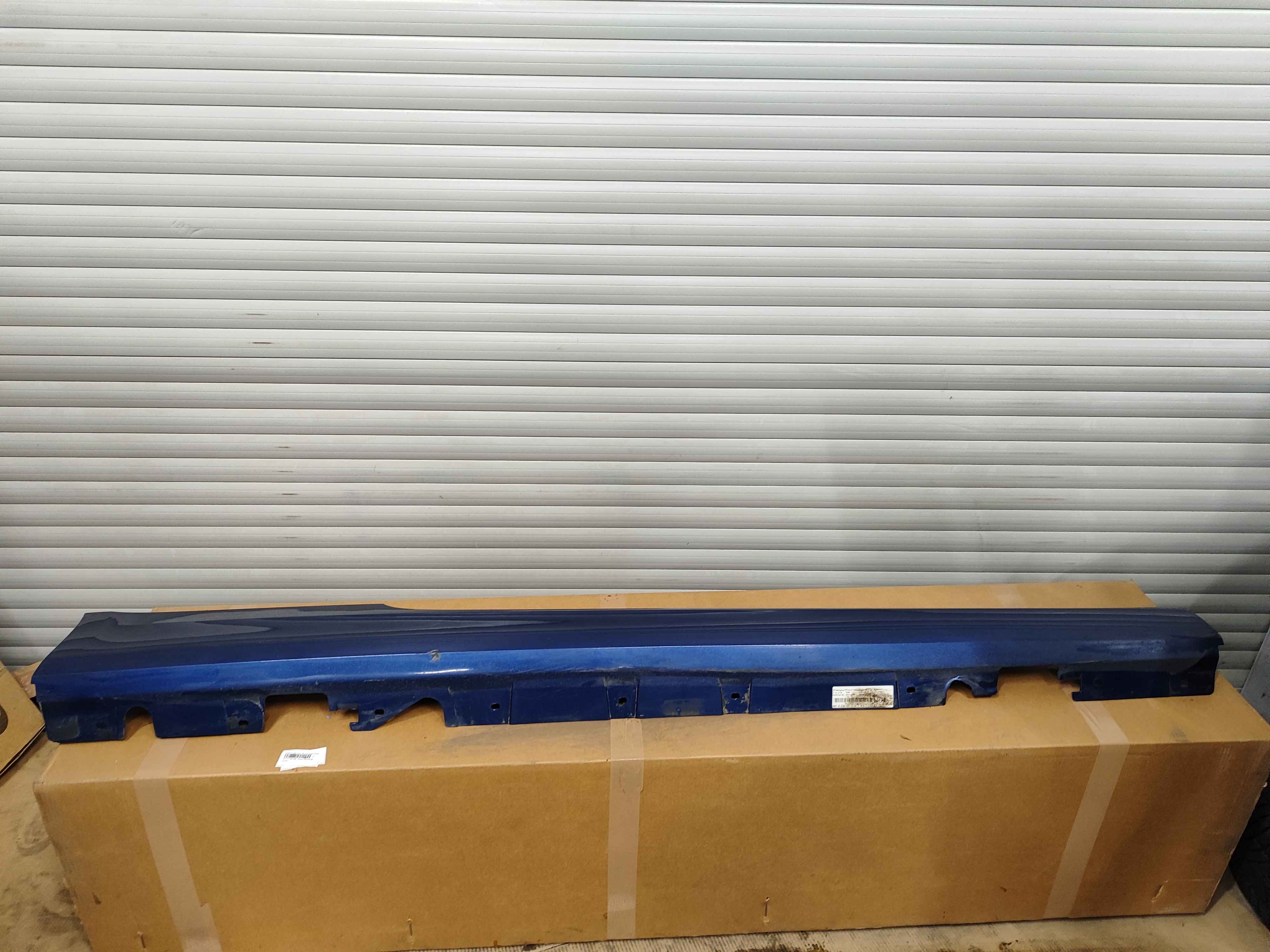 Primed right door sill trim panel BMW