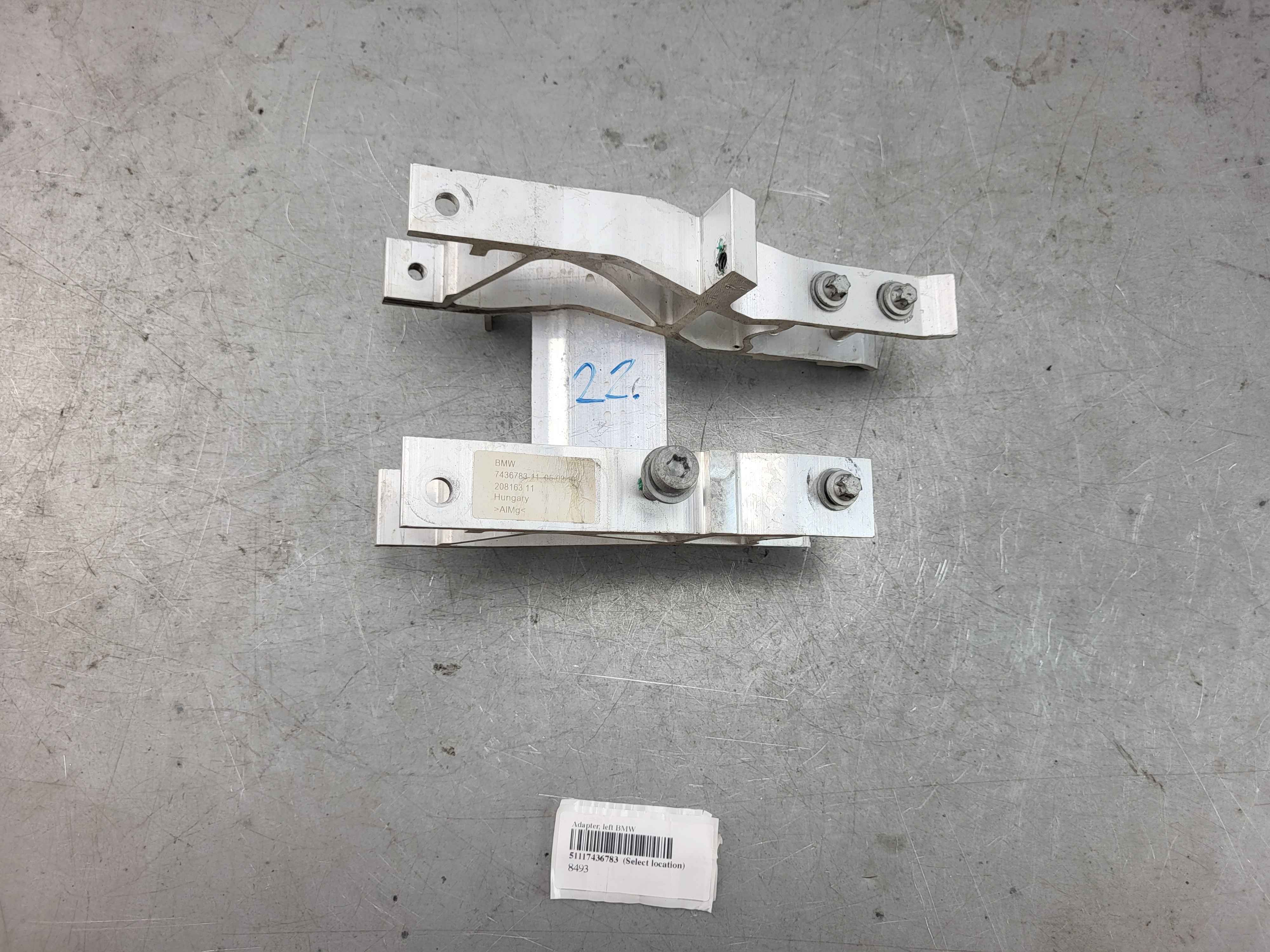 Adapter, left BMW