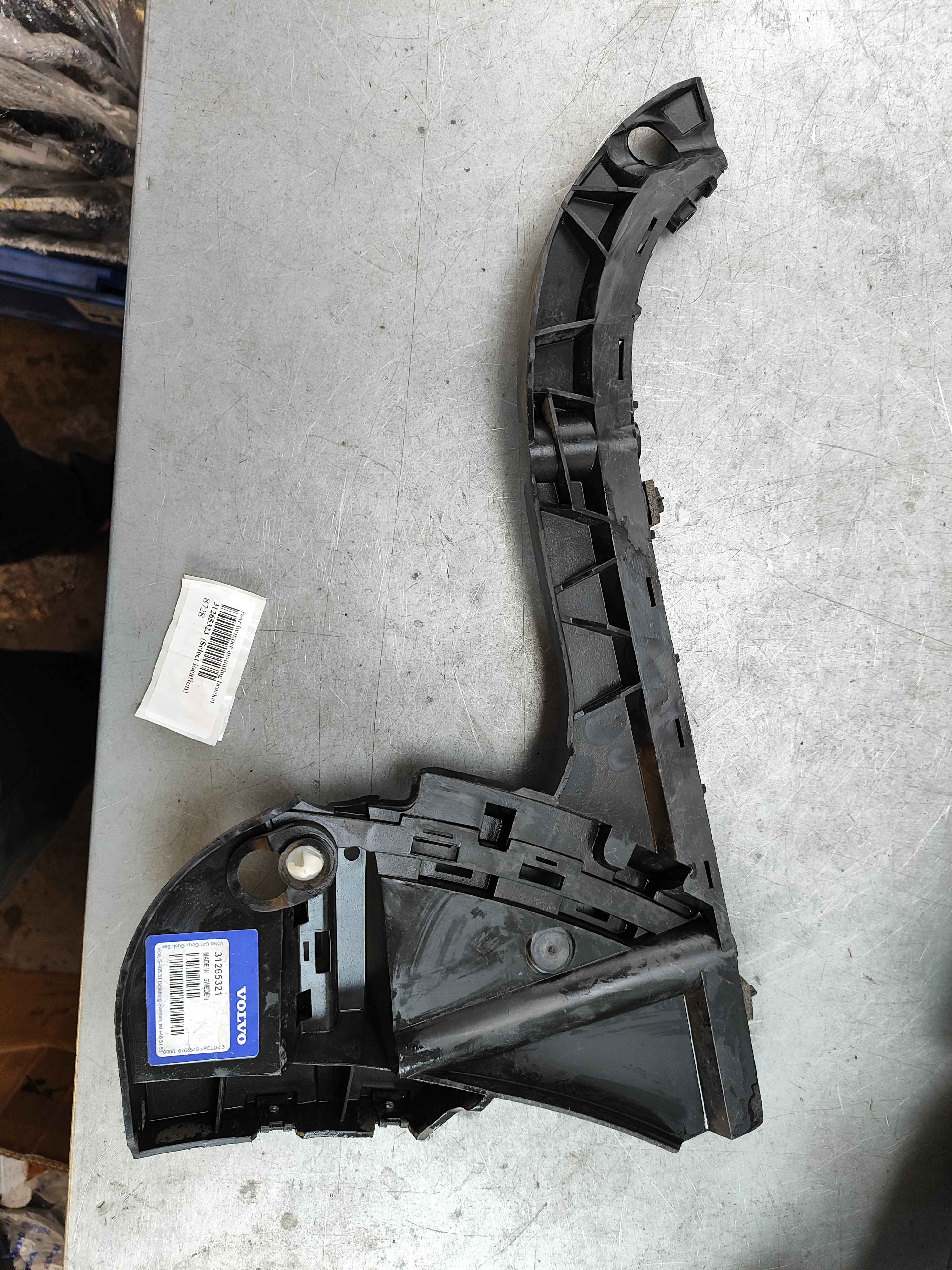 rear bumper mounting bracket
