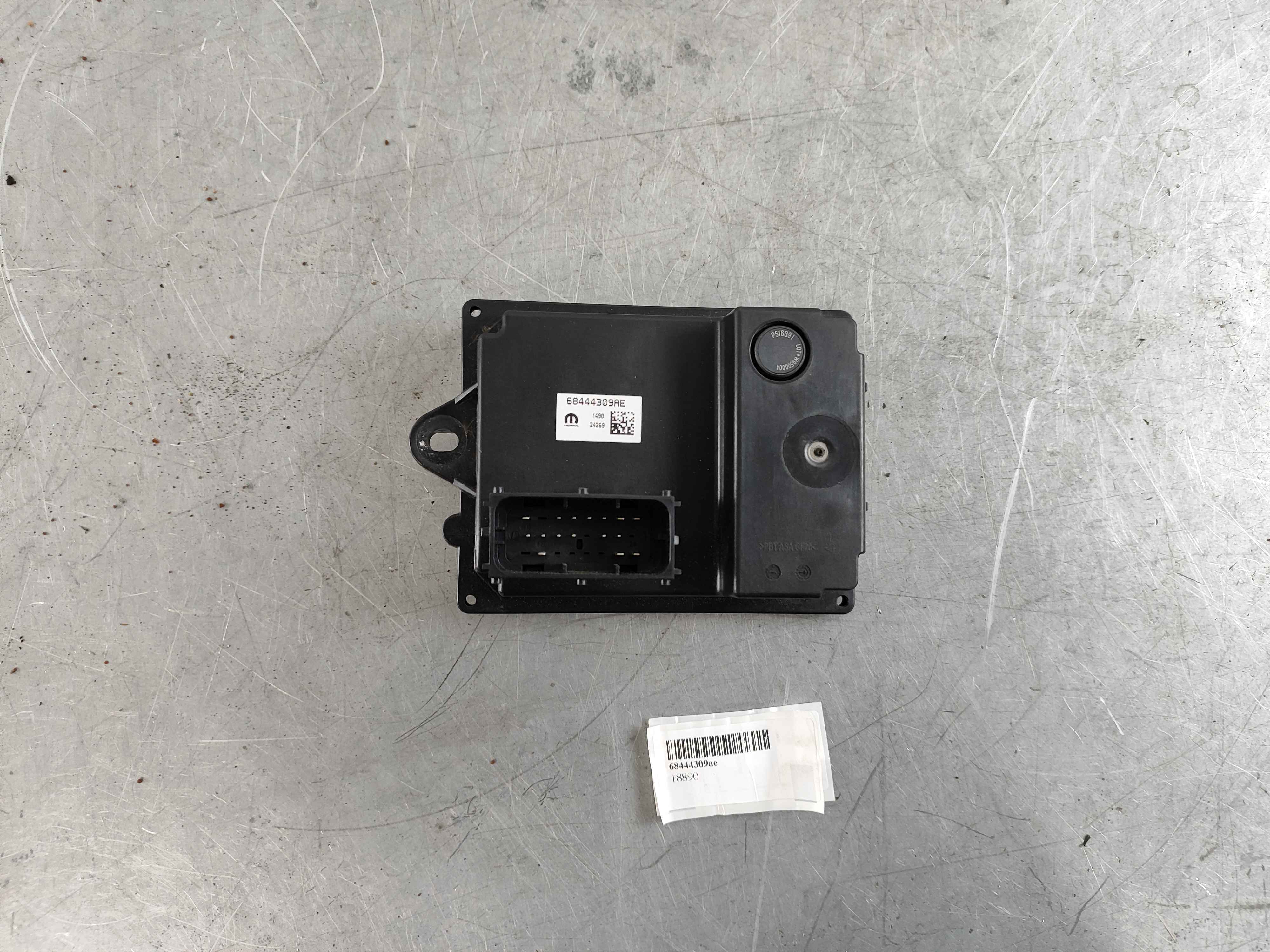 Ram 68444309ae