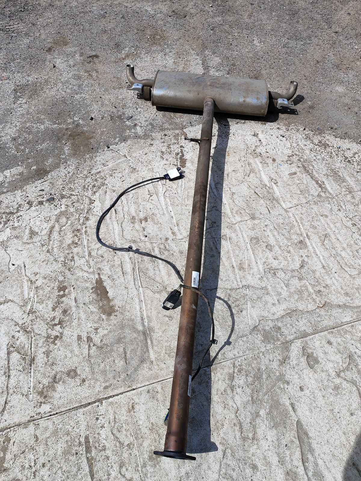 Exhaust system, rear (XC40)