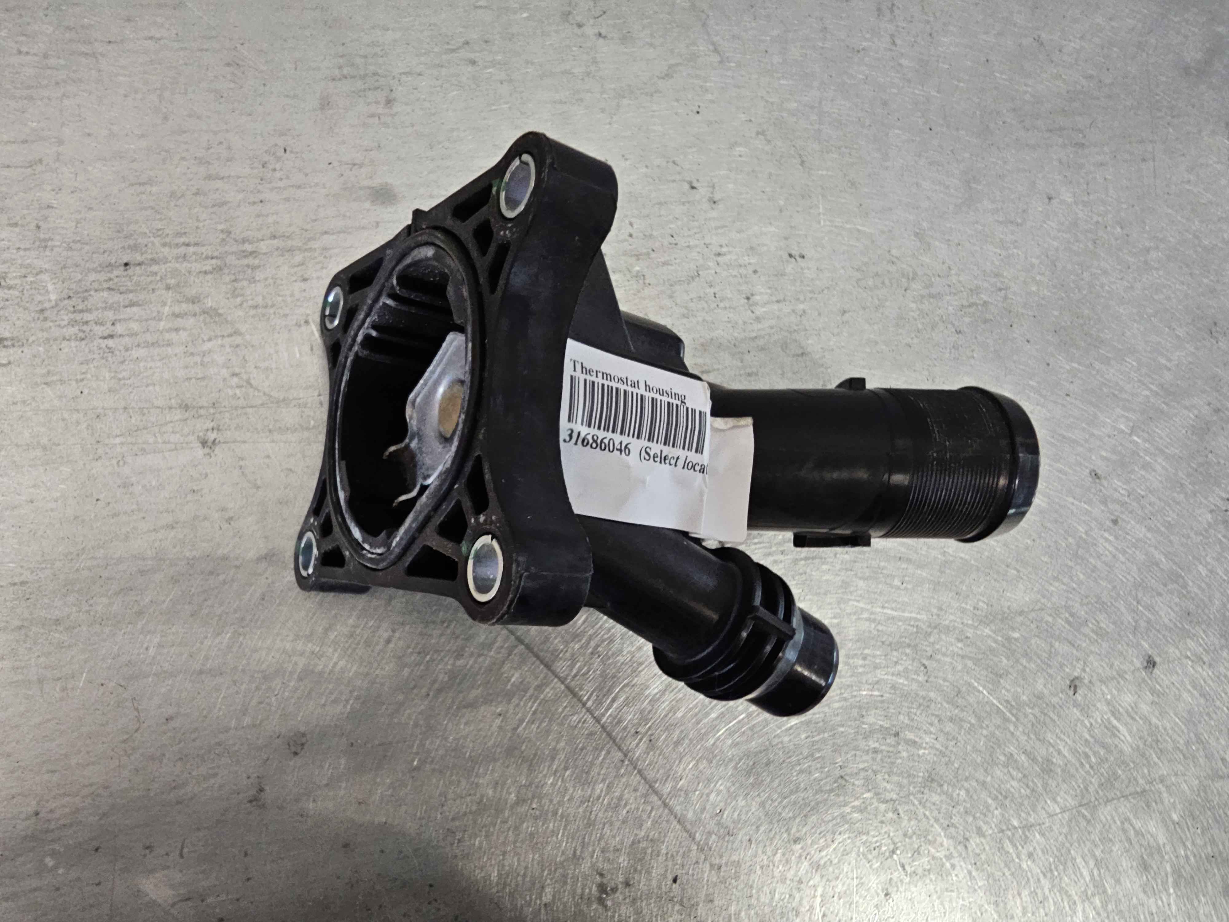 Thermostat housing