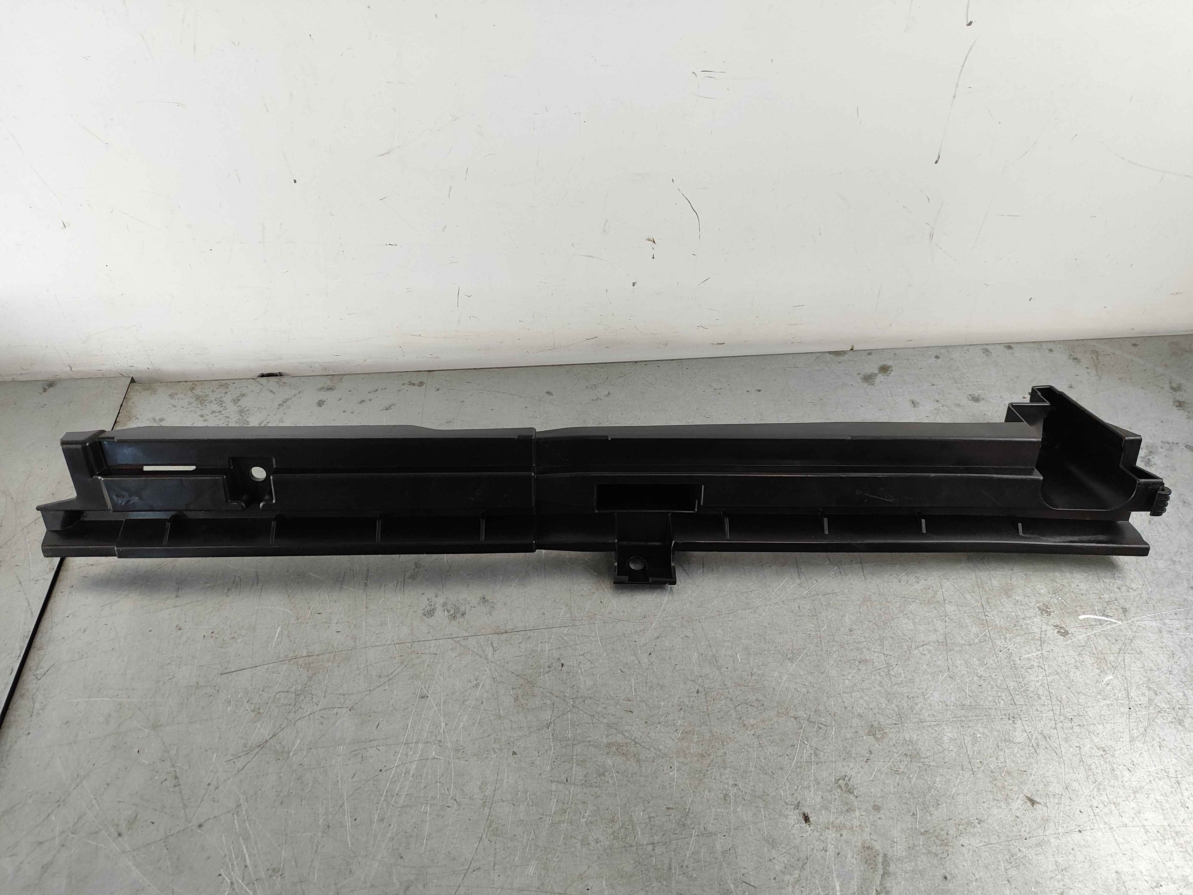 Support, right (XC60 (18-))