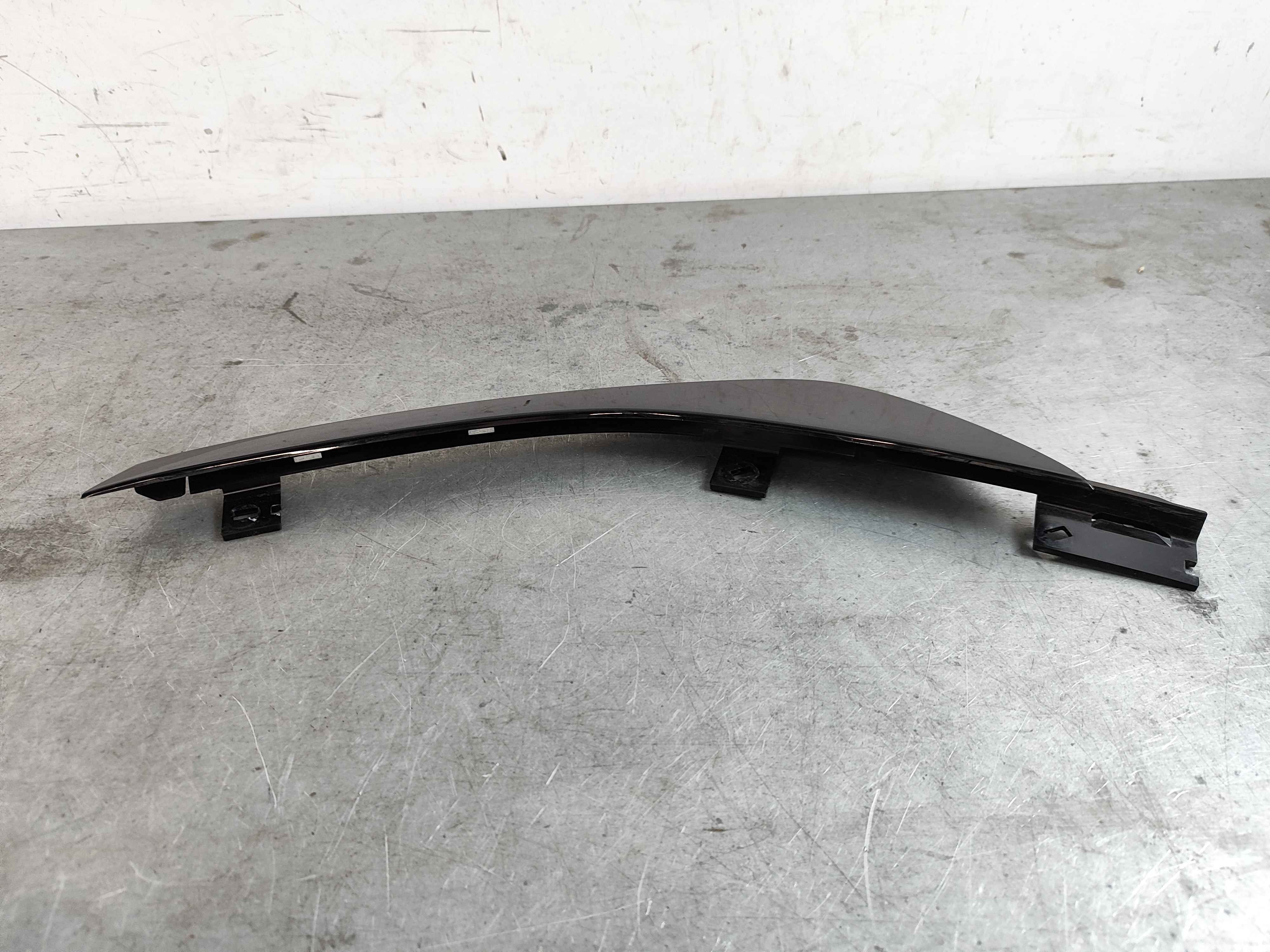 Fnshr - Outer - Pillar