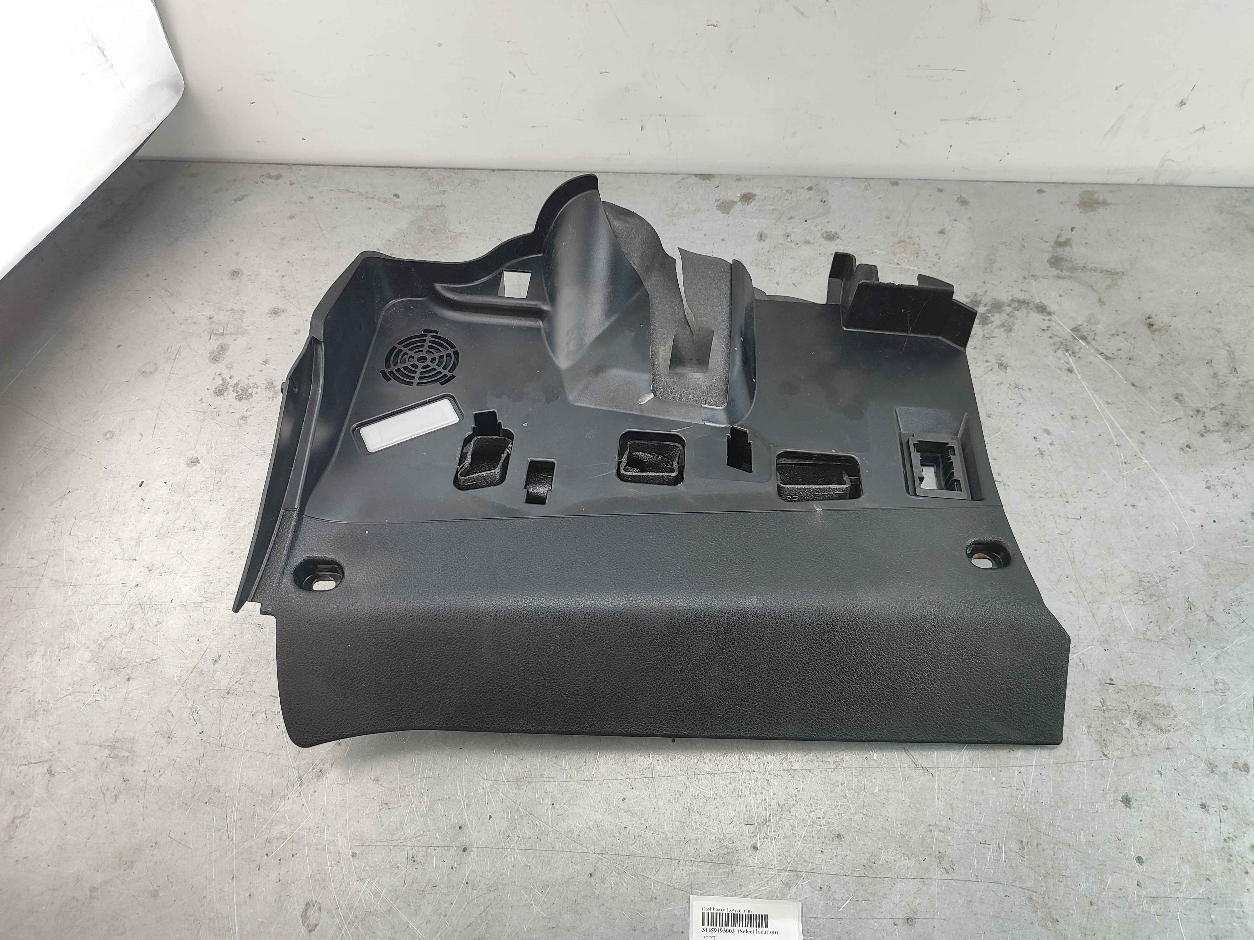 Dashboard Lower trim