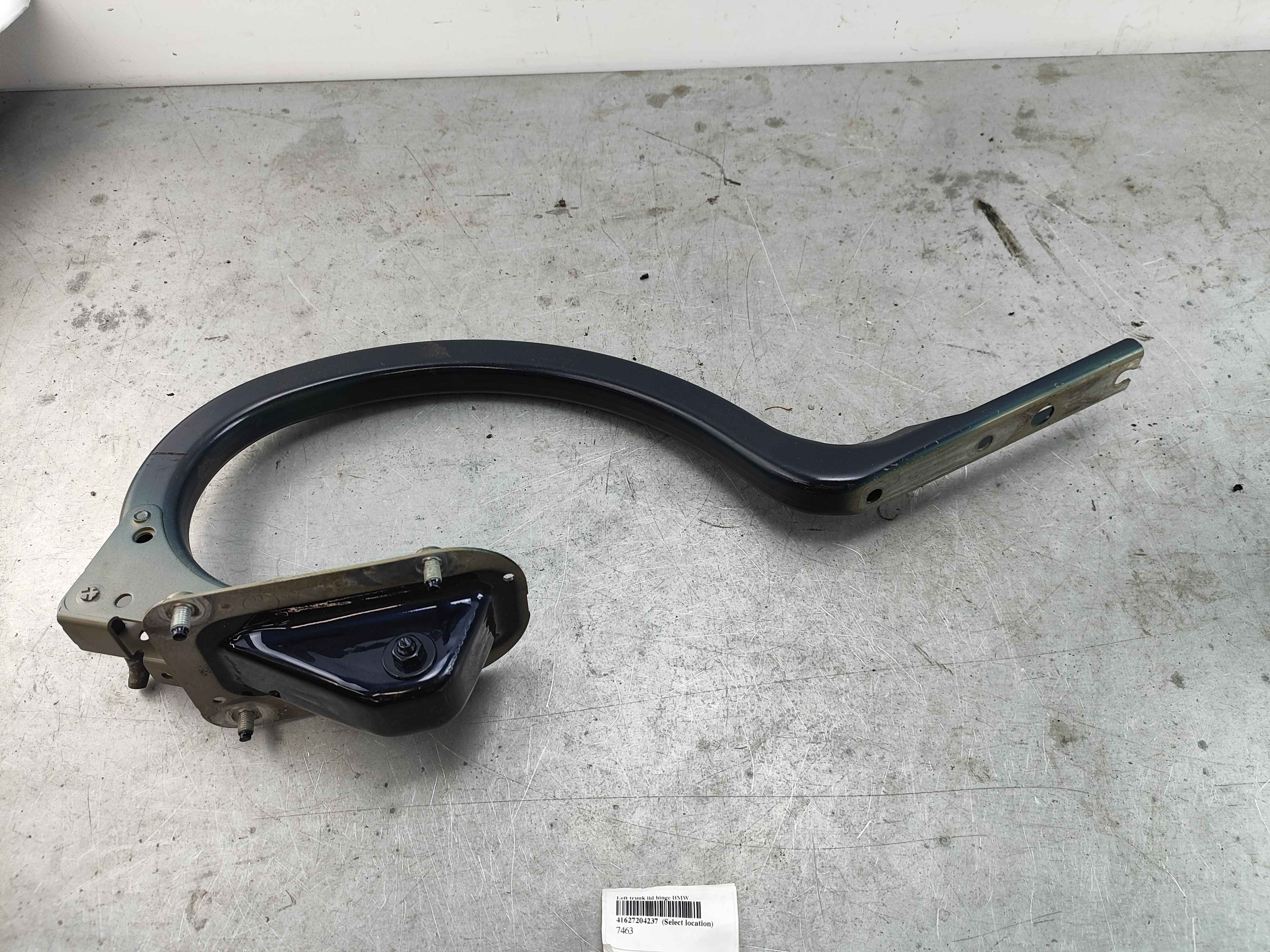Left trunk lid hinge BMW