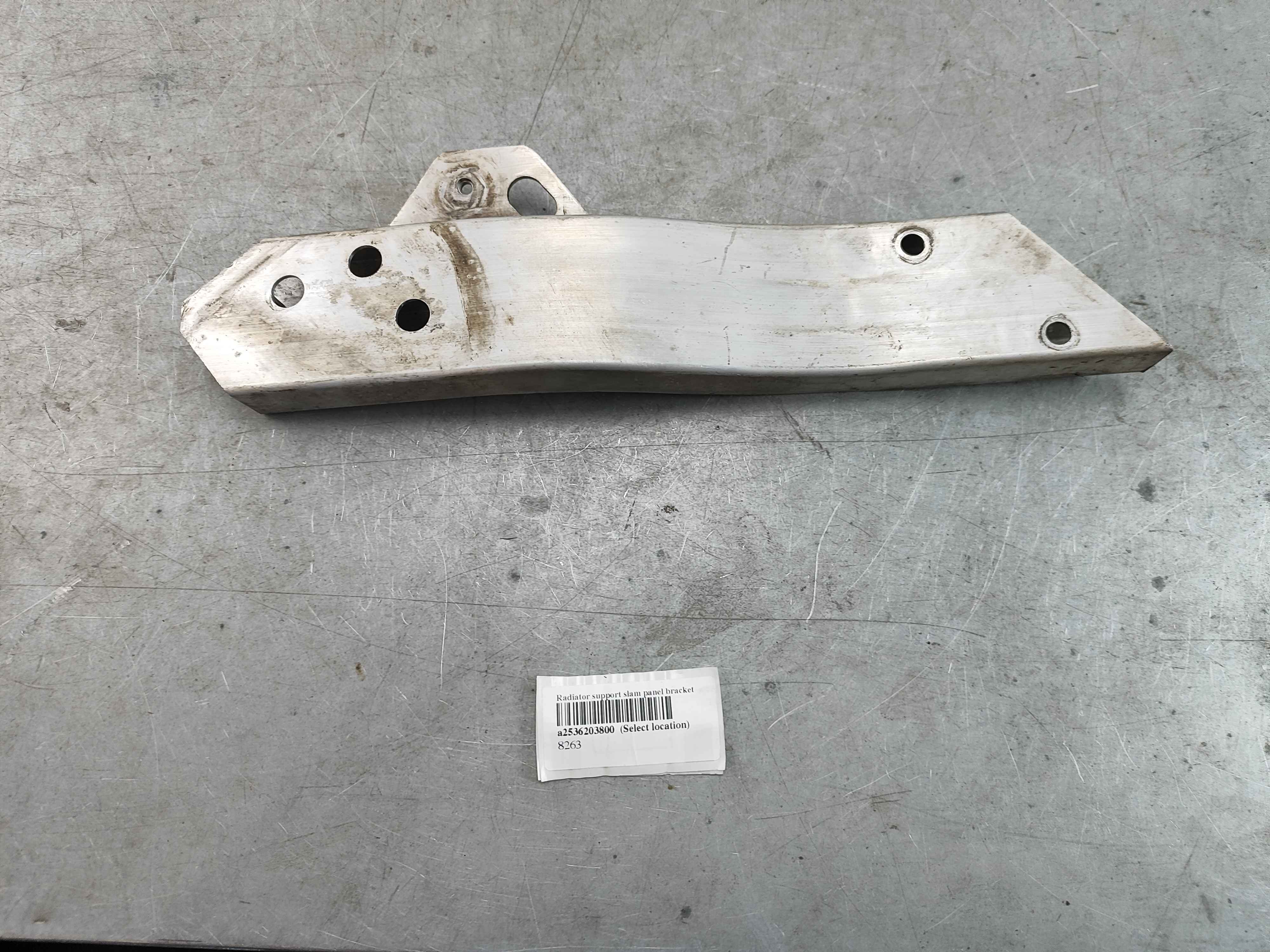 Radiator support  slam panel bracket