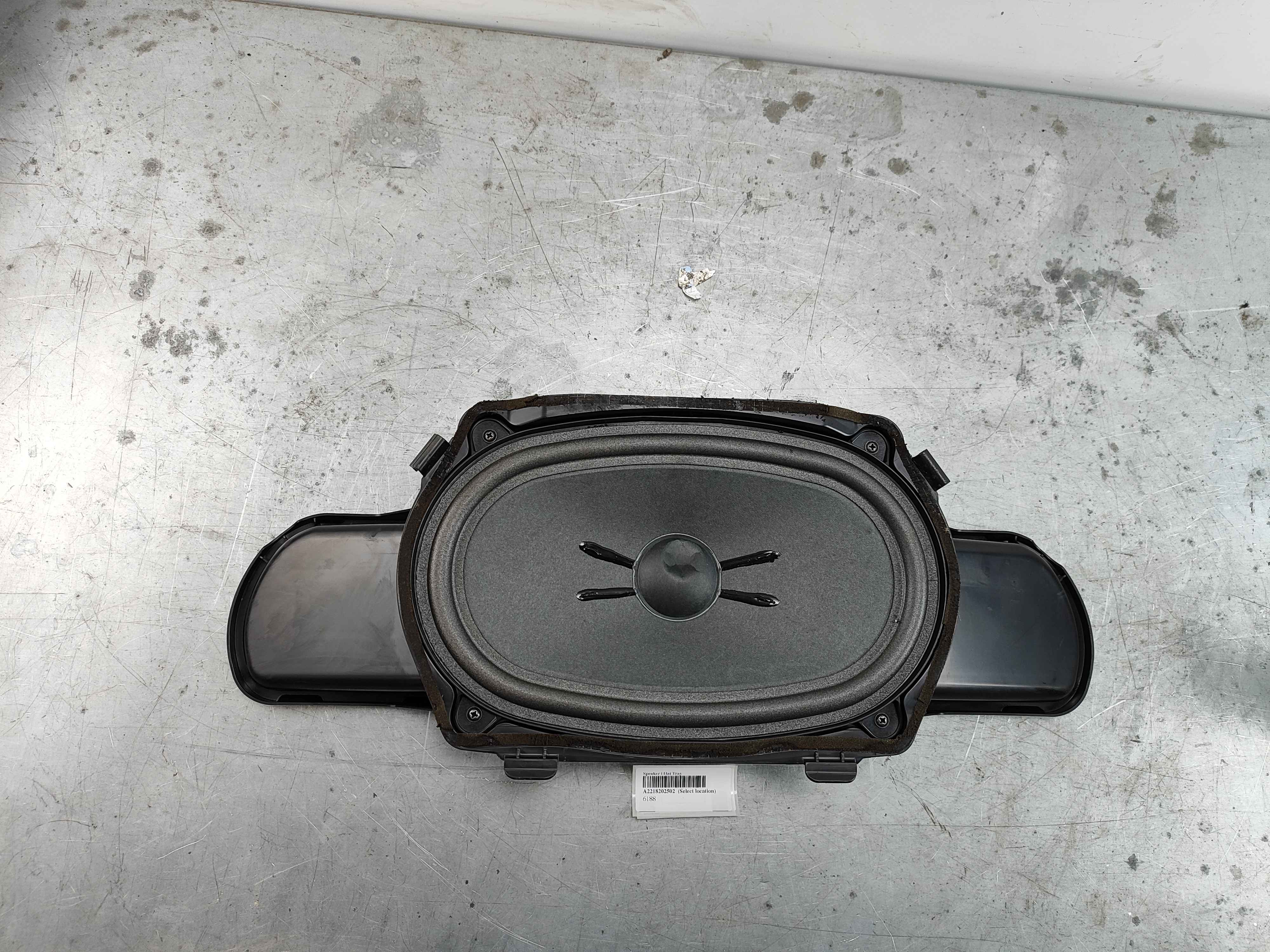 Speaker | Hat Tray