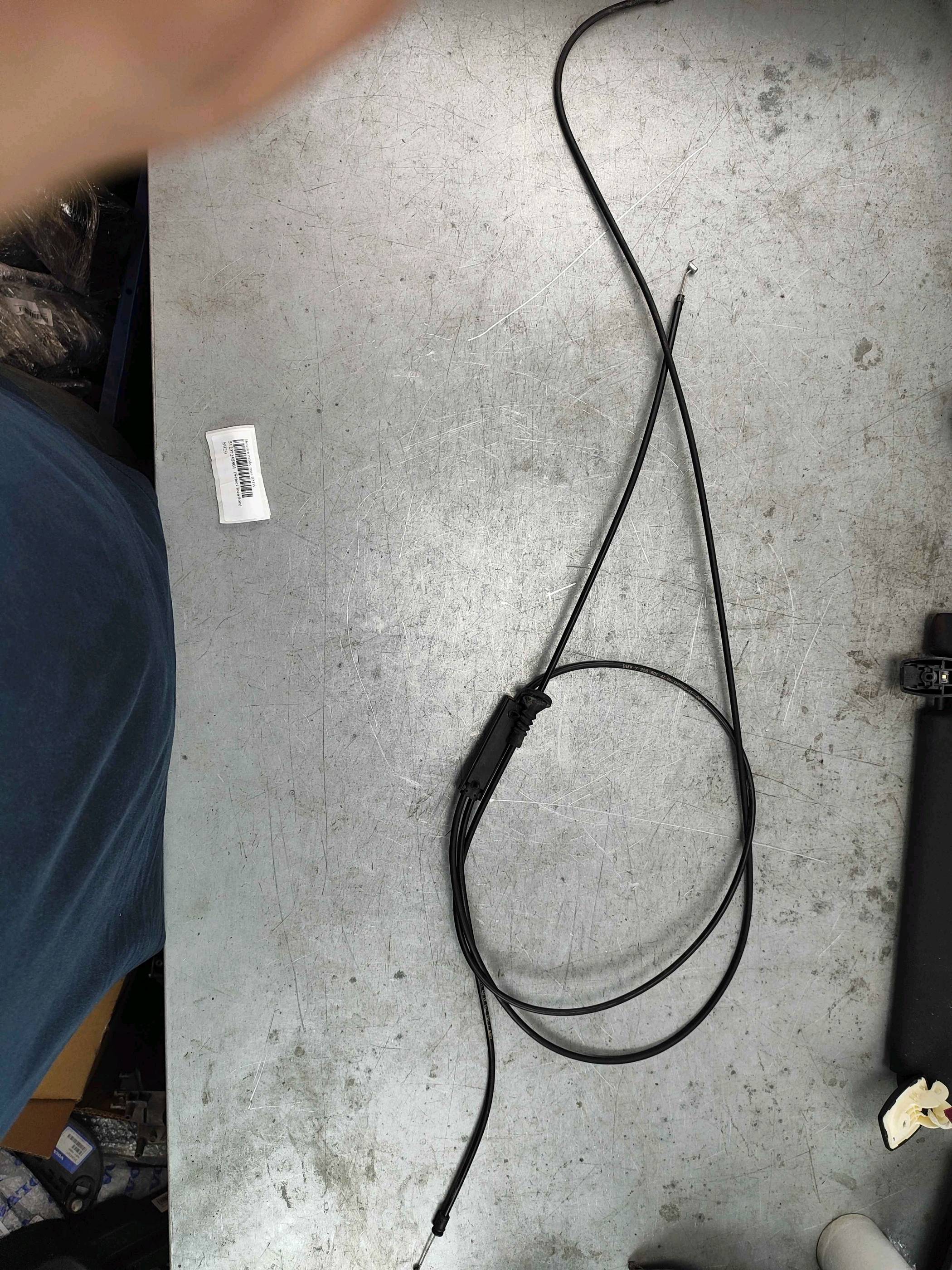 Bowden cable, rear BMW