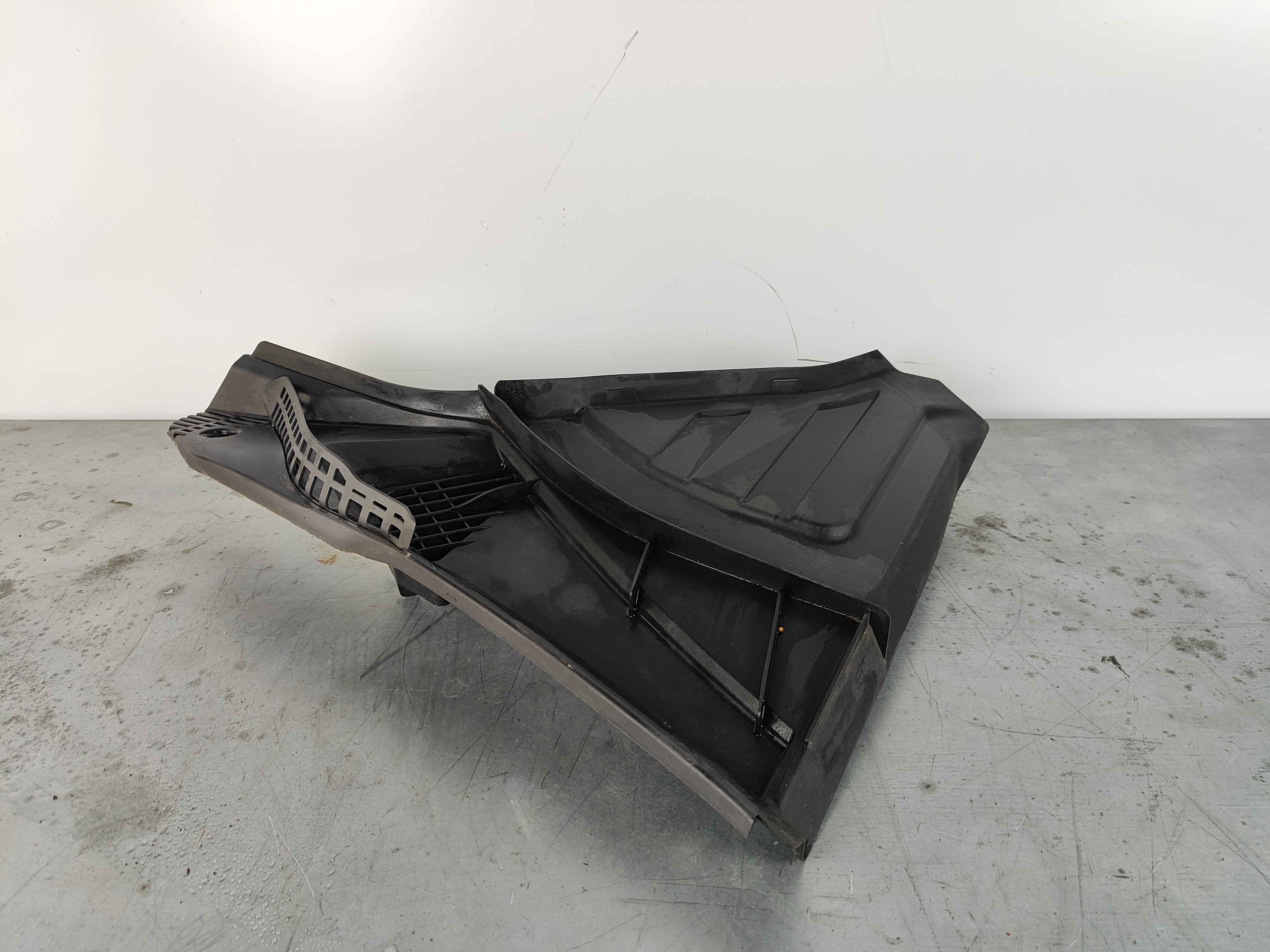 Cover BMW