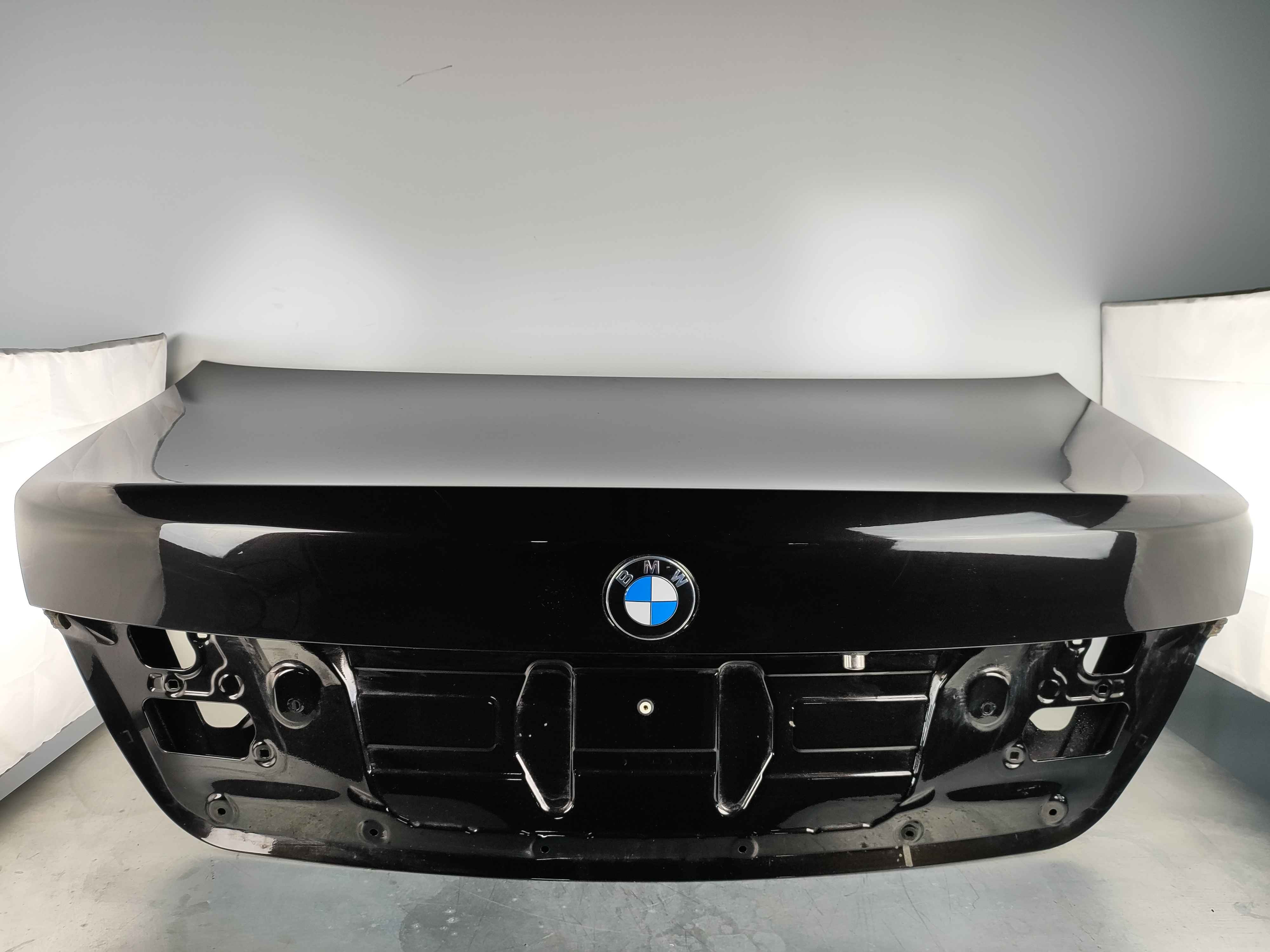 Trunk lid BMW