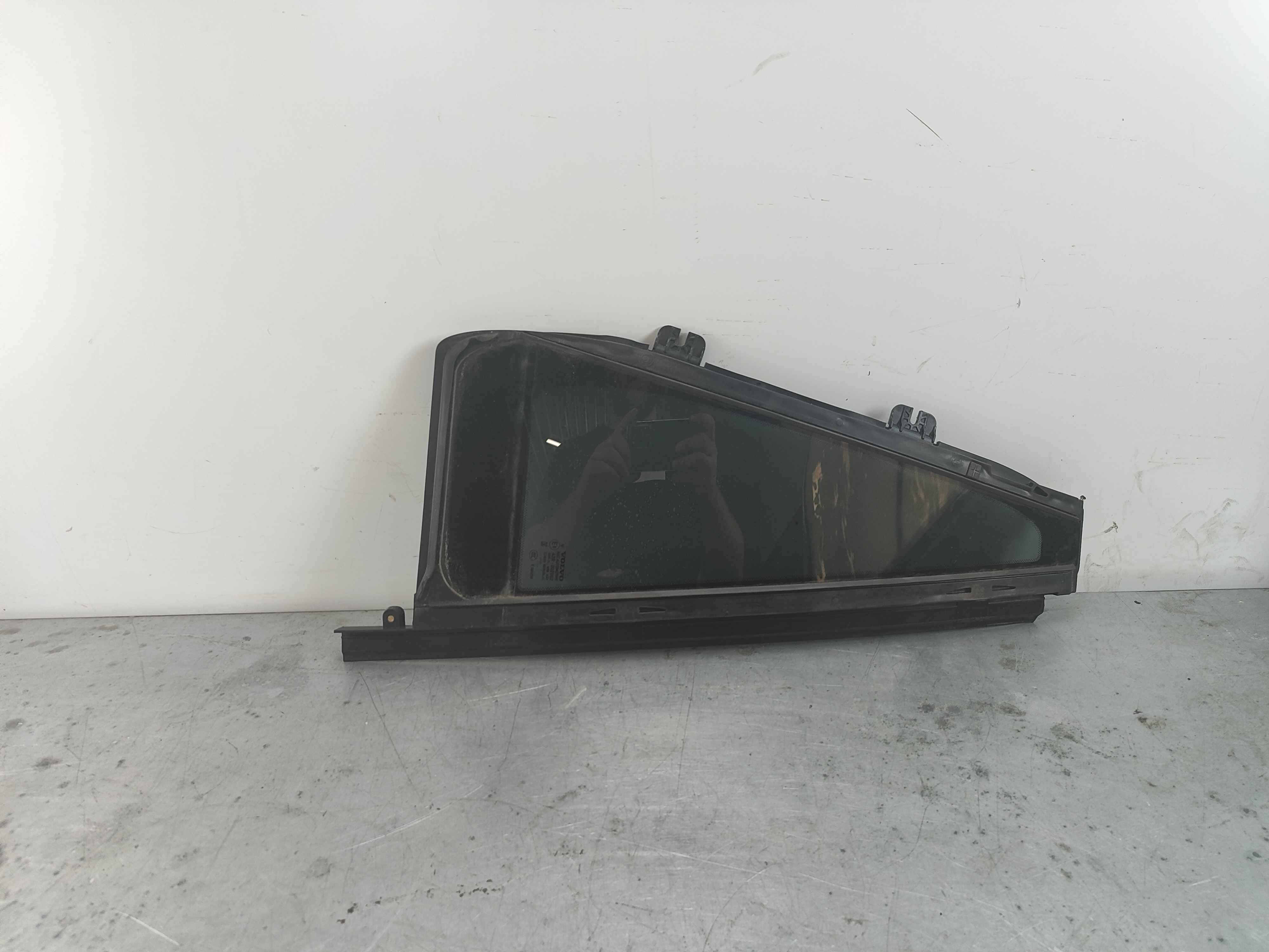 Glass, right (XC90 (16-))