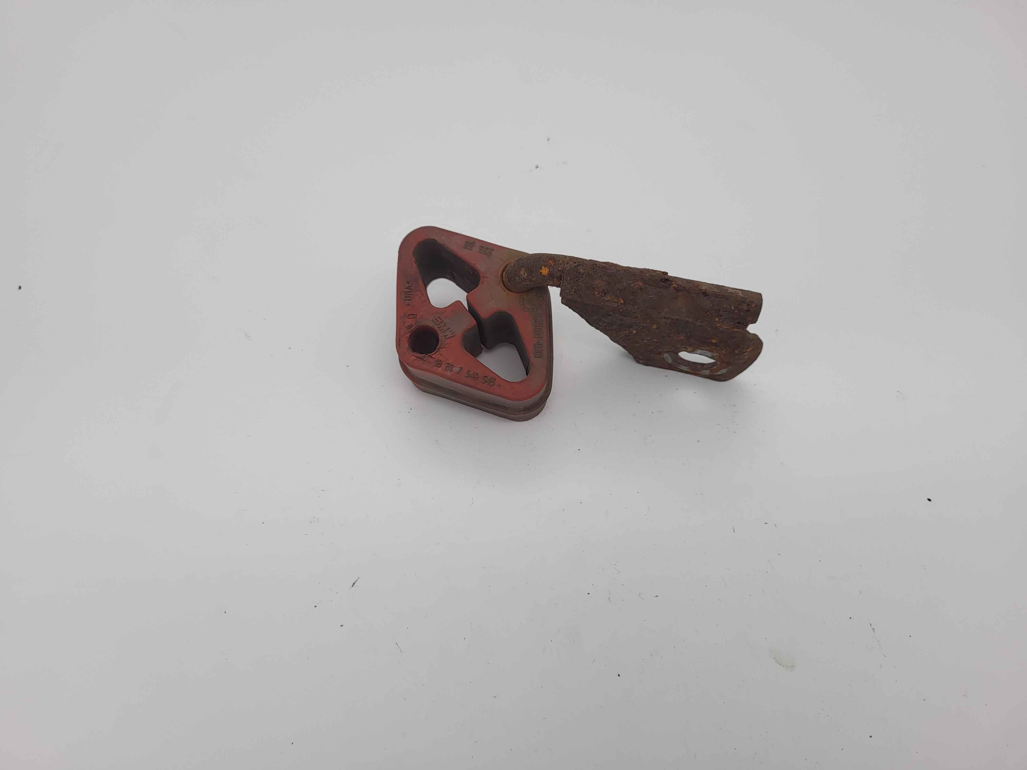 Rubber mounting BMW