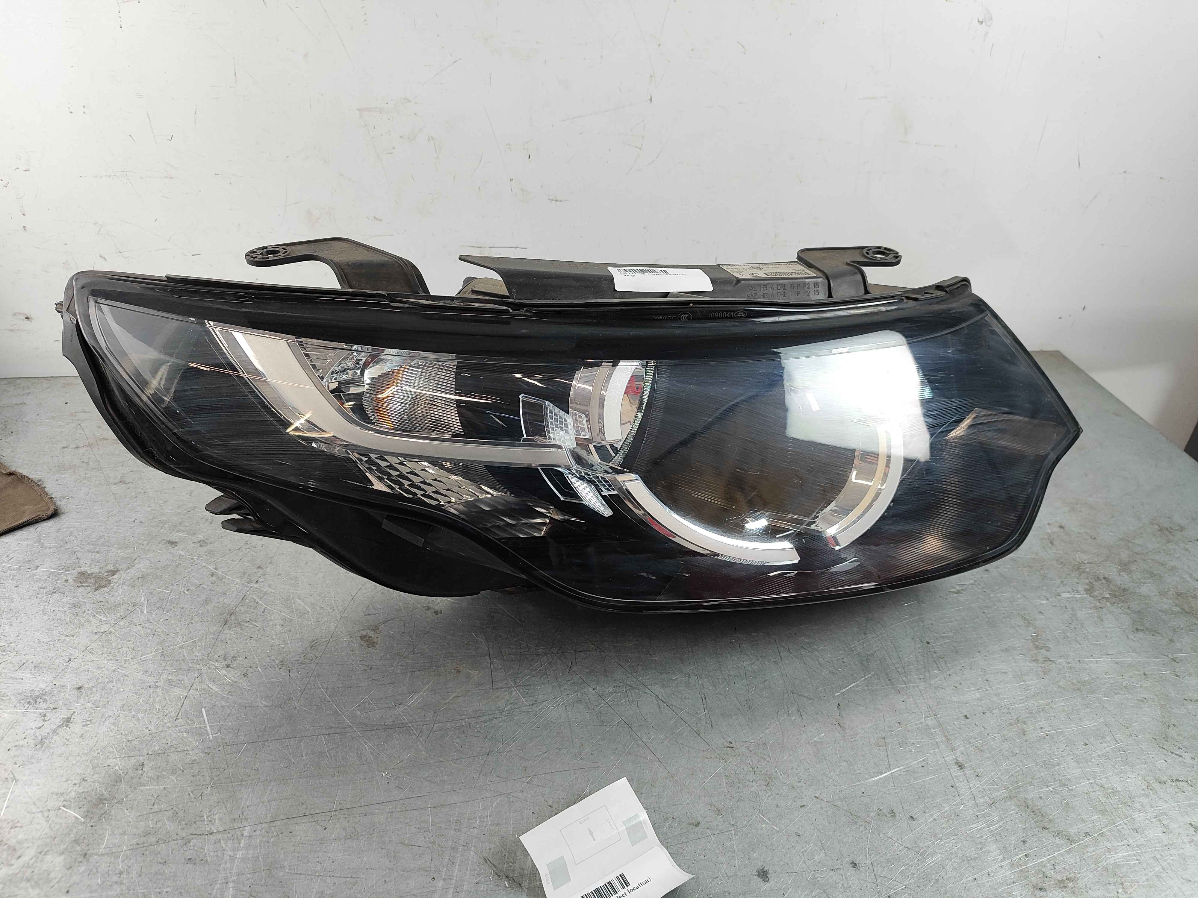 Land Rover LR137225