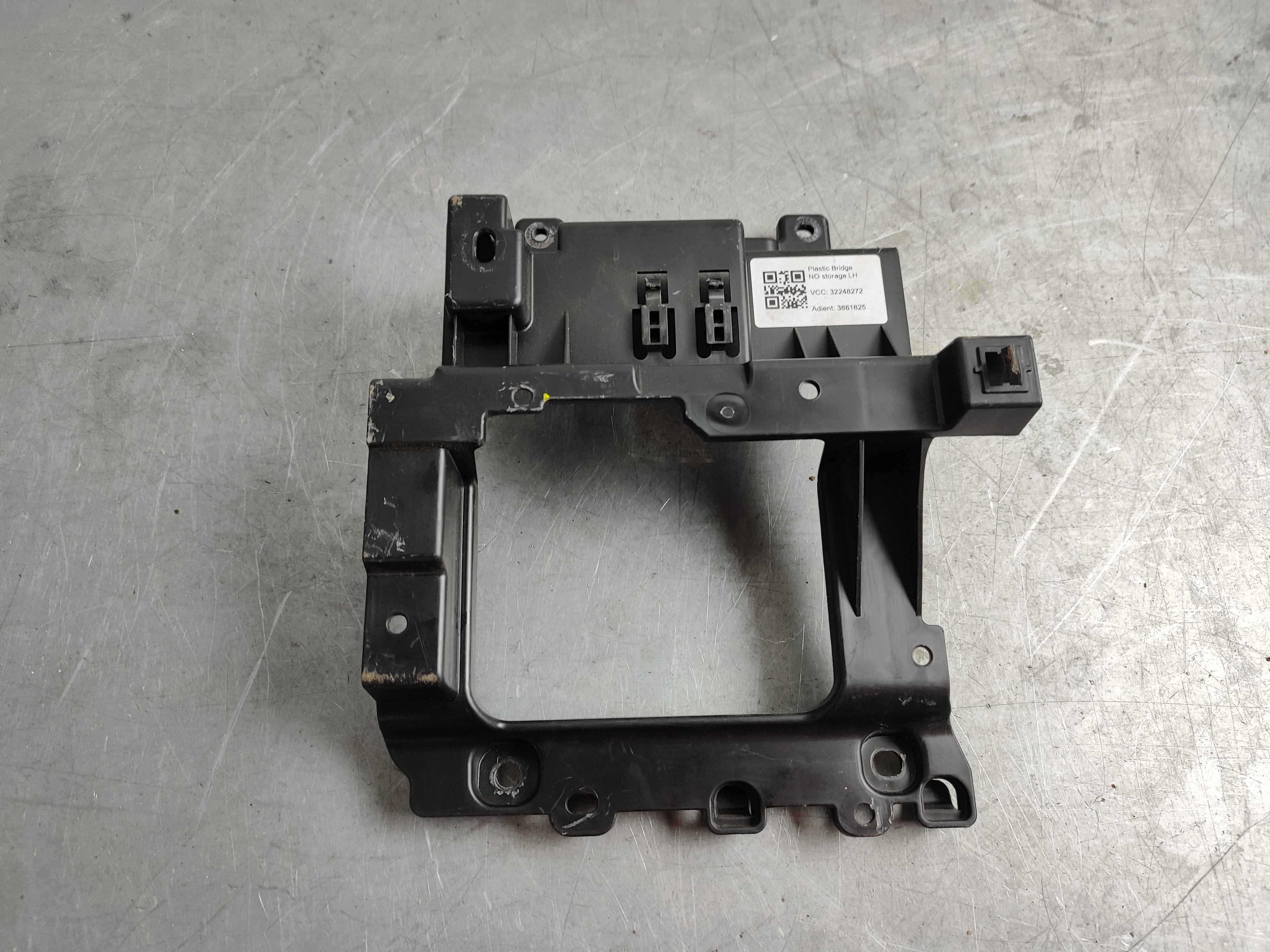 Bracket (XC40|Polestar 2|C40)