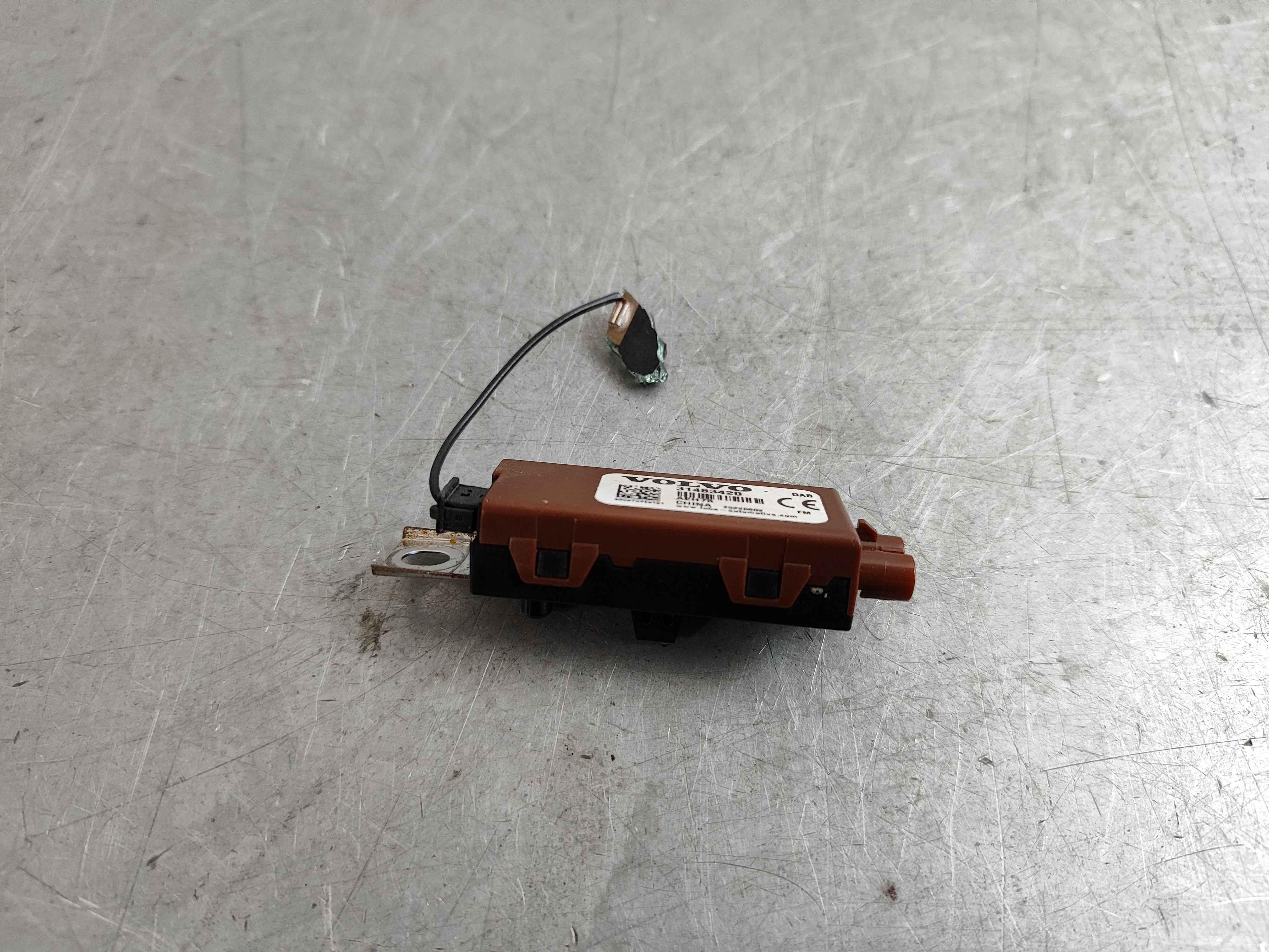 Antenna amplifier (XC40|Polestar 1|Polestar 2|C40 )
