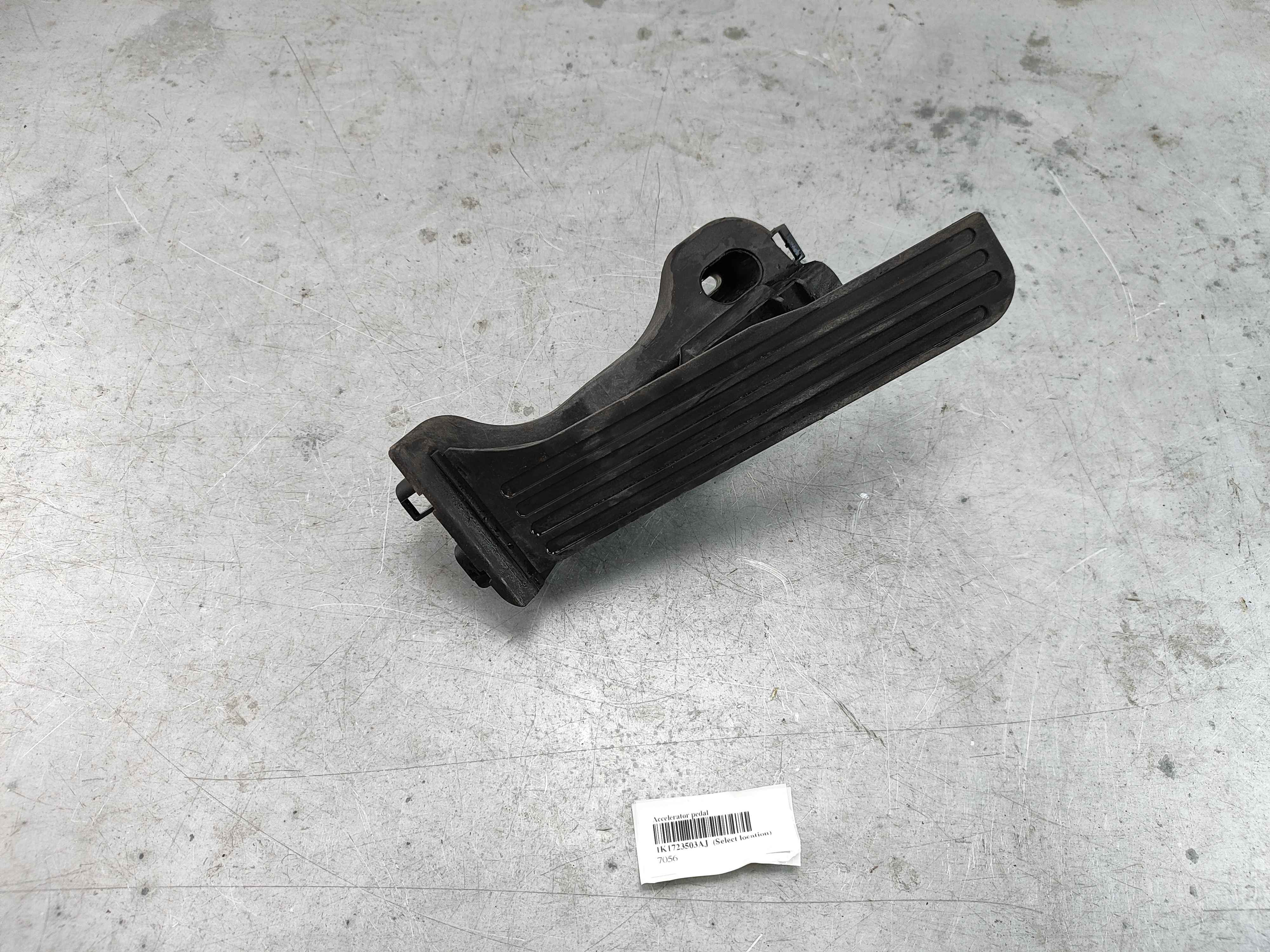 Accelerator pedal
