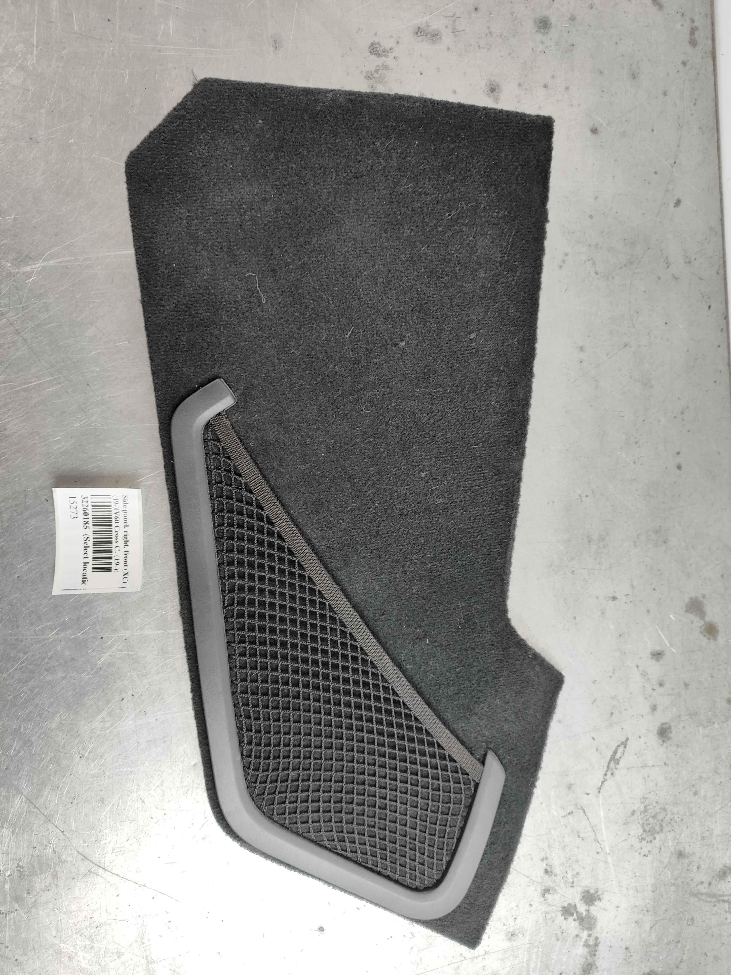Side panel, right, front (XC60 (18-)|V60 (19-)|V60 Cross C. (19-))