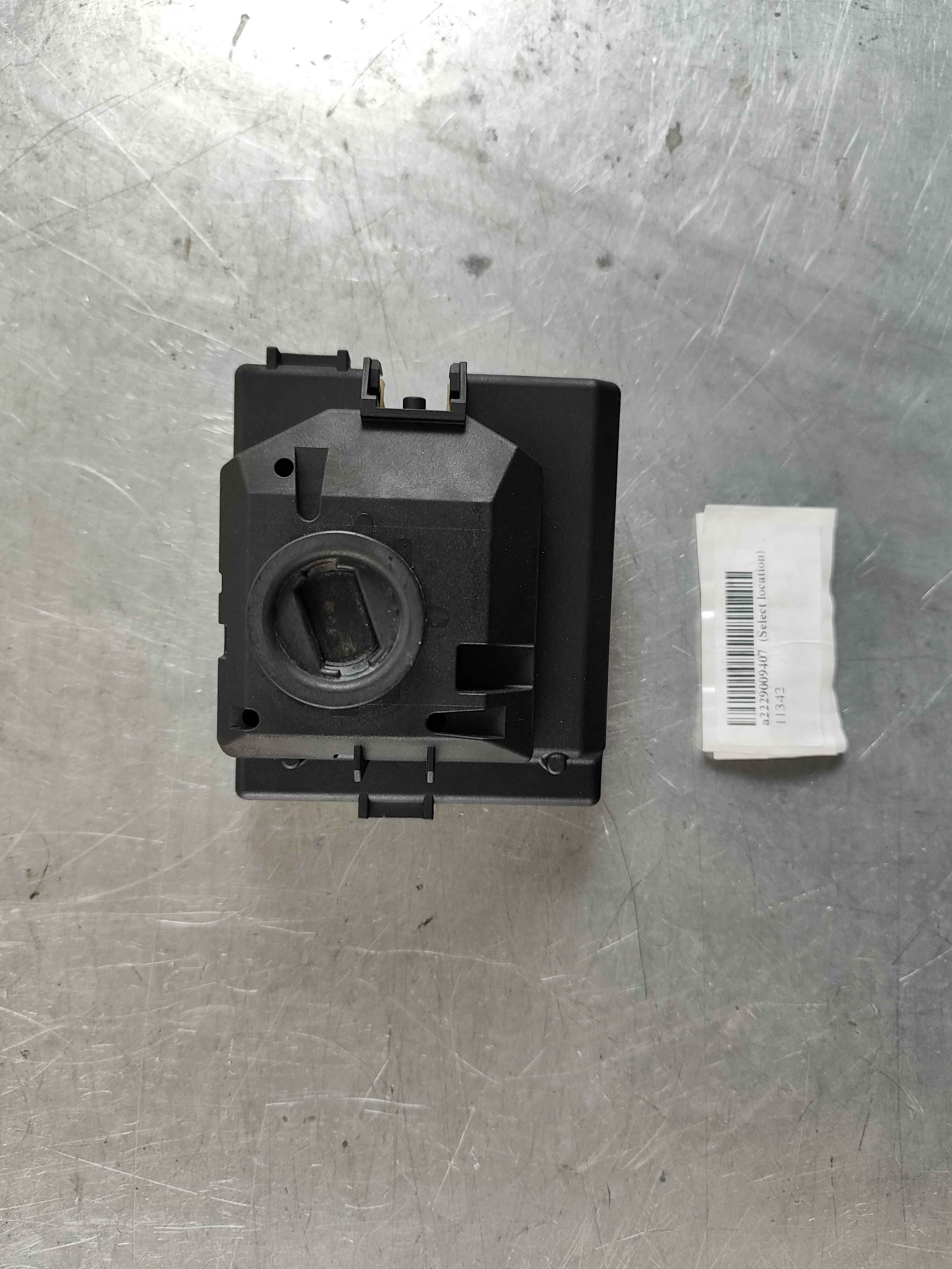 Mercedes-Benz a2229009407