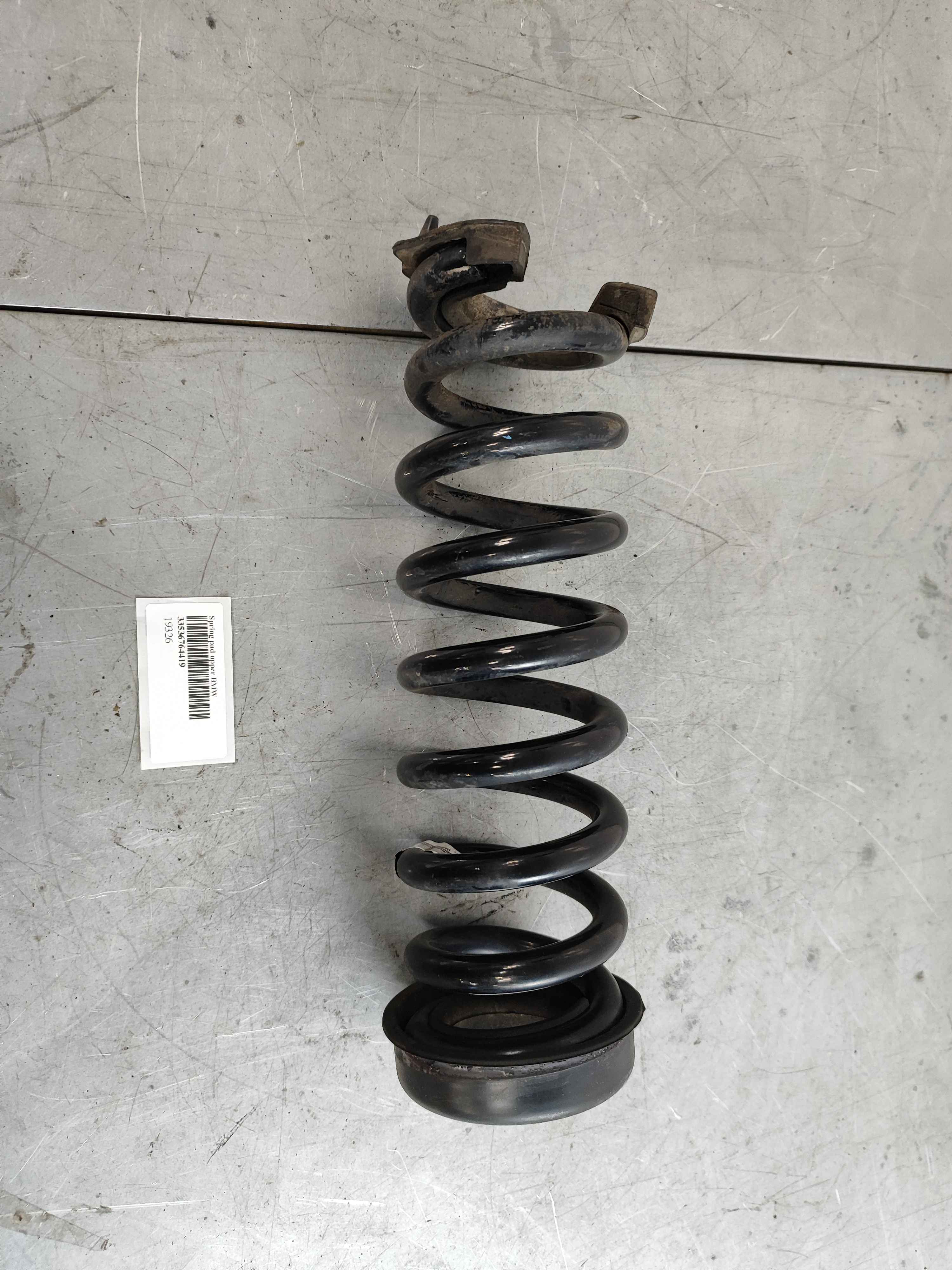 Spring pad upper BMW