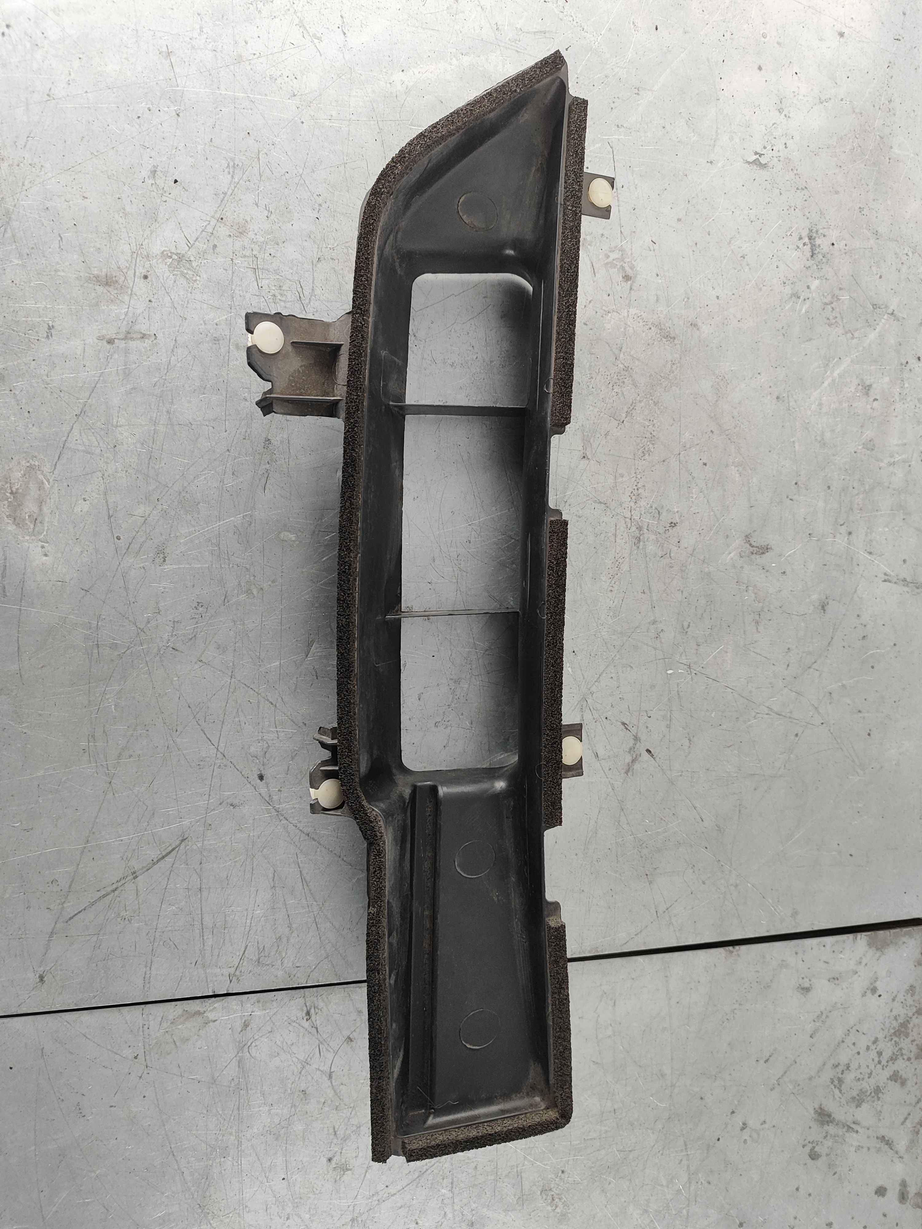 Tesla 109085700C