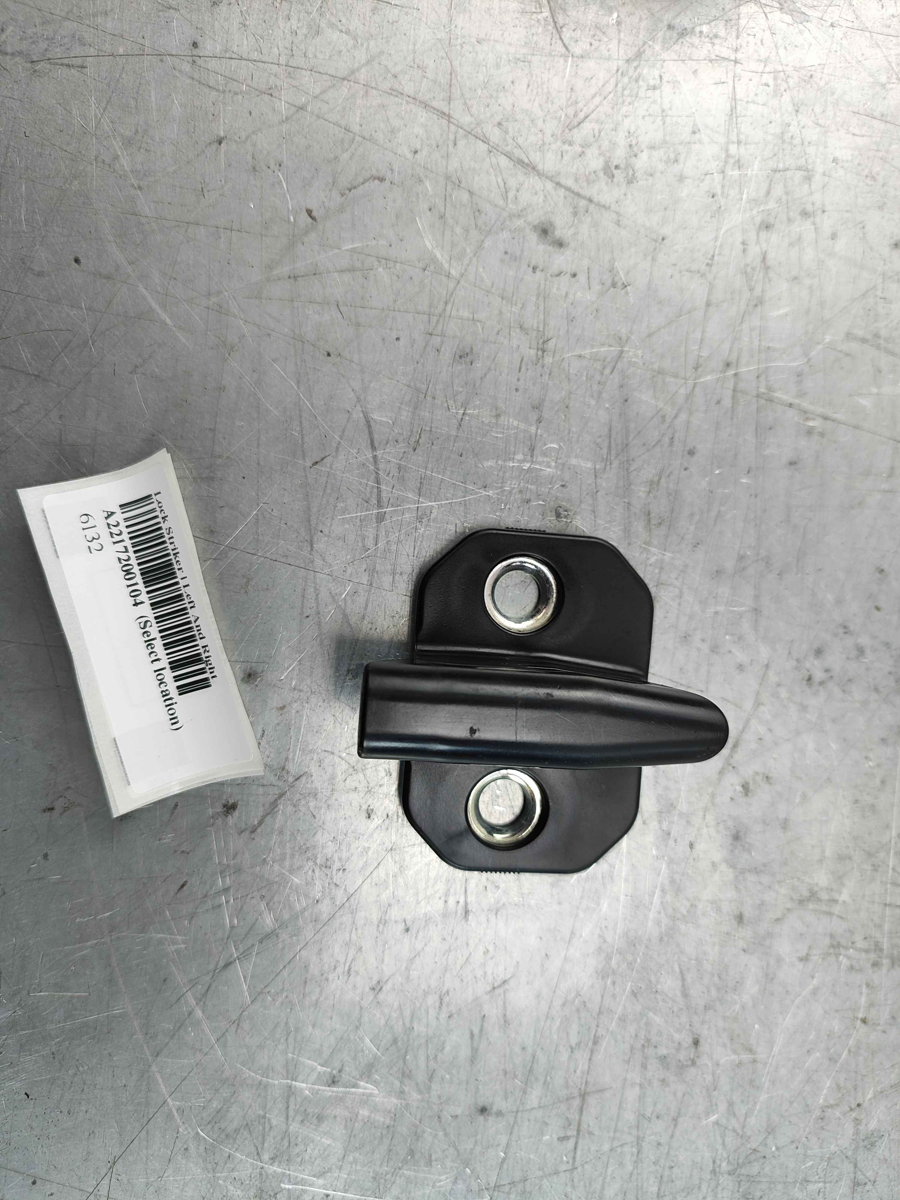 Lock Striker | Left And Right