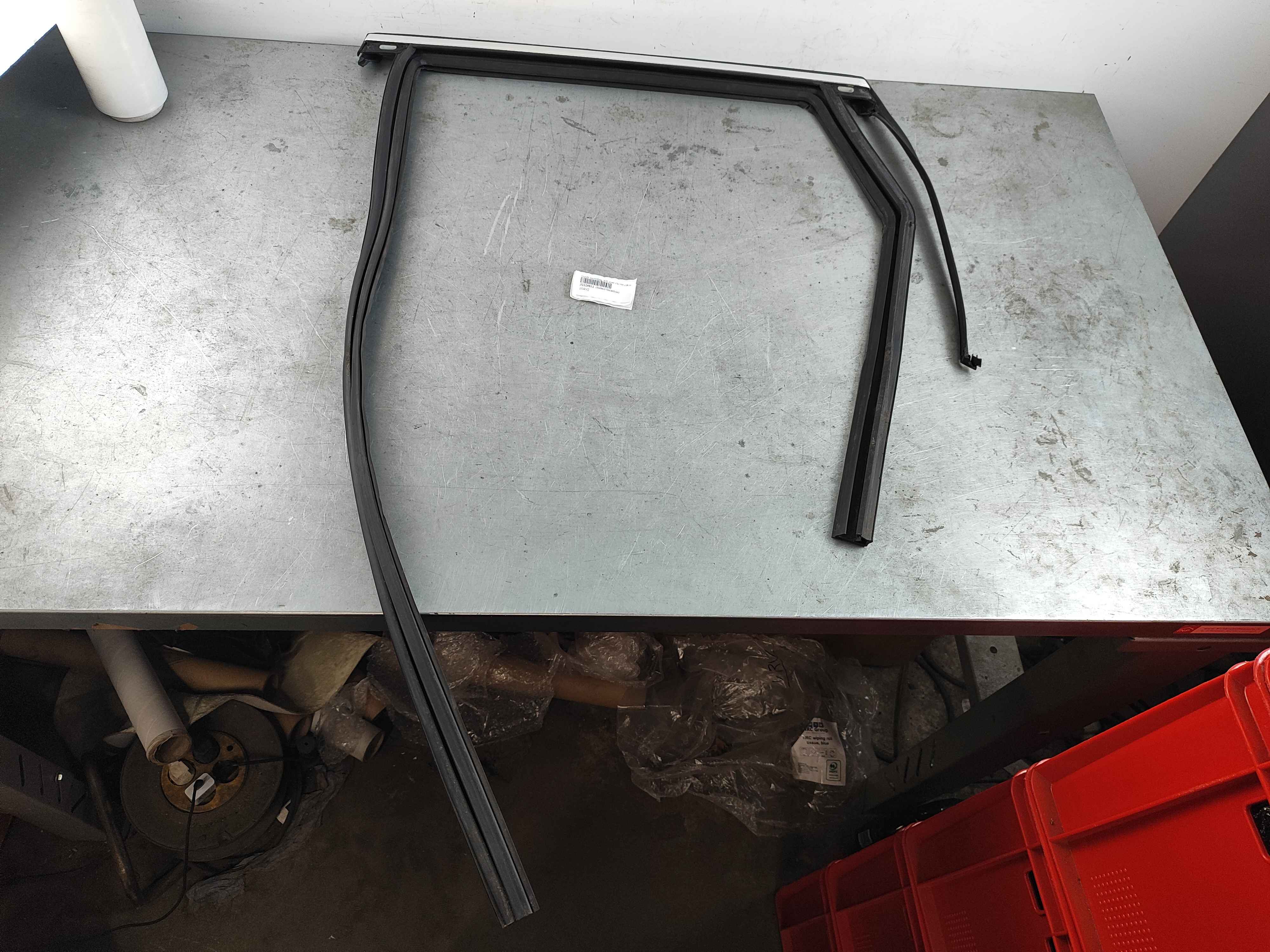 Guide moulding, left, rear (XC60 (18-))