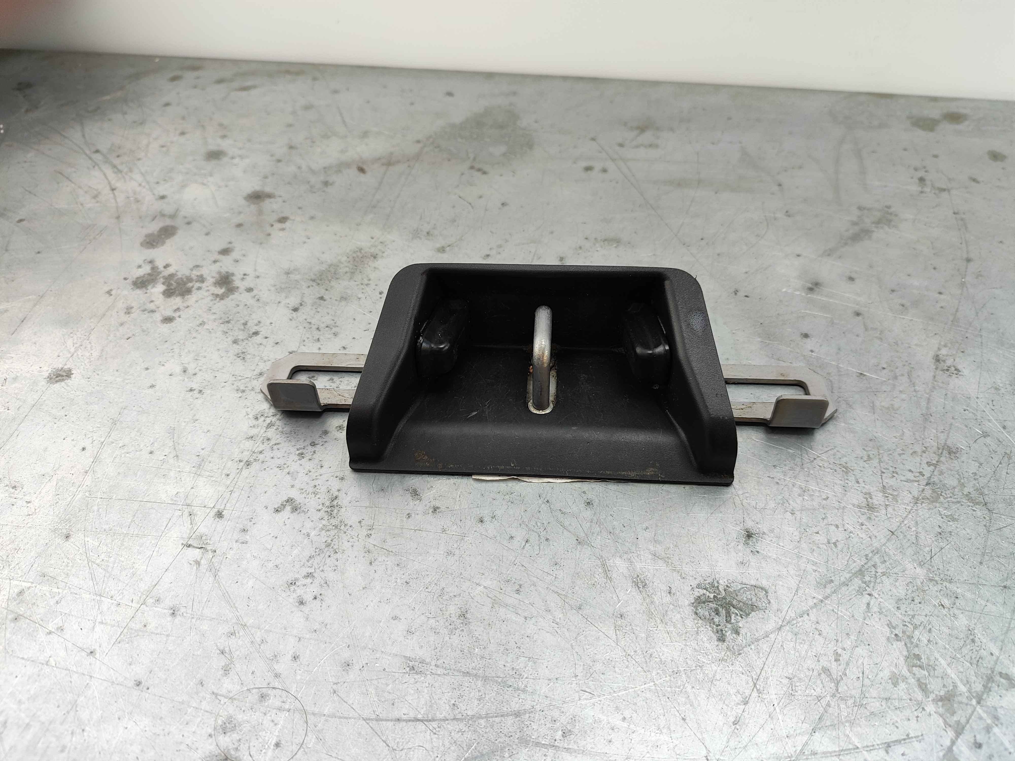 Lock brace Variant code: FL01 or FL03