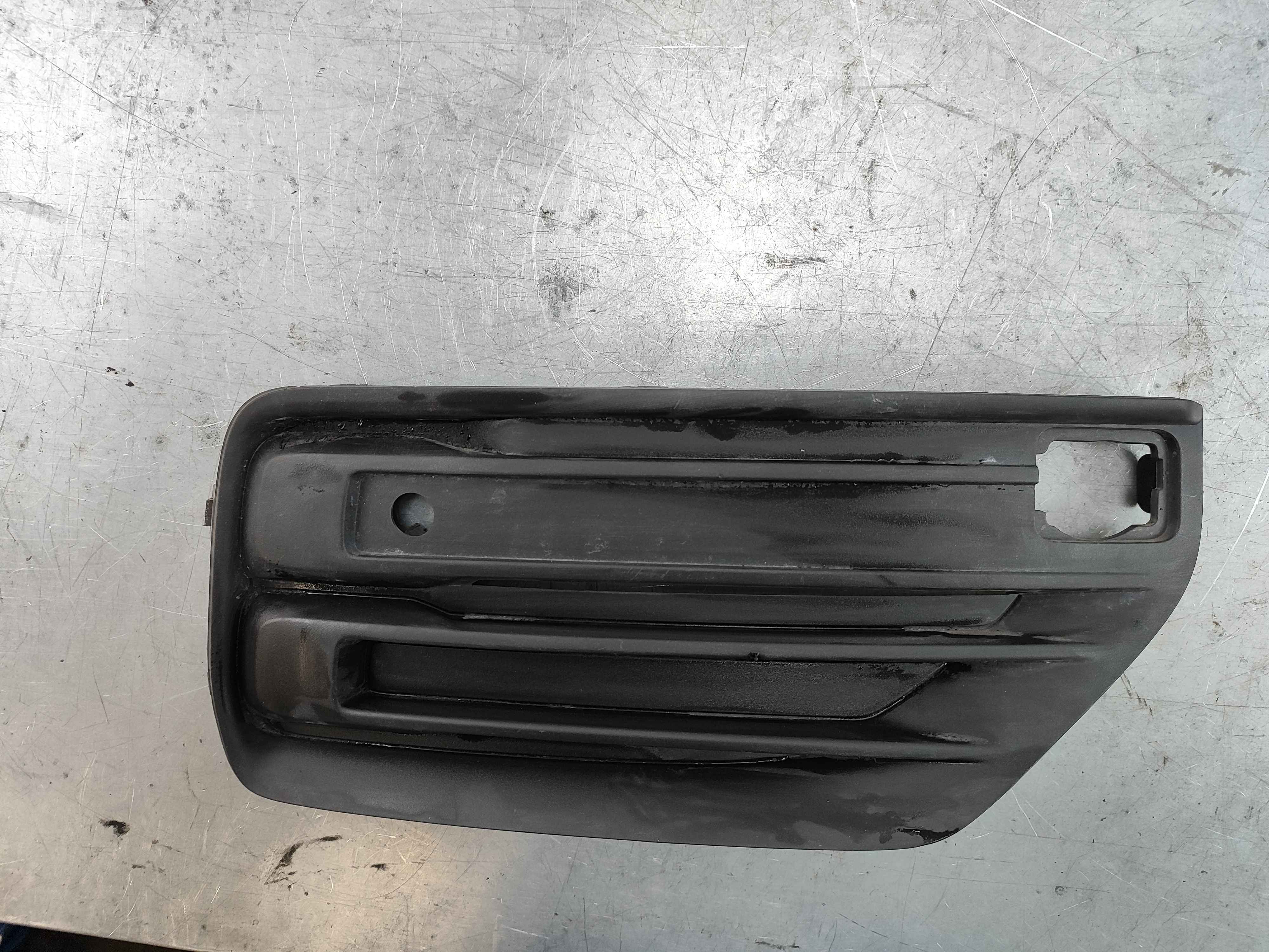 Grille, right (XC90 (16-))