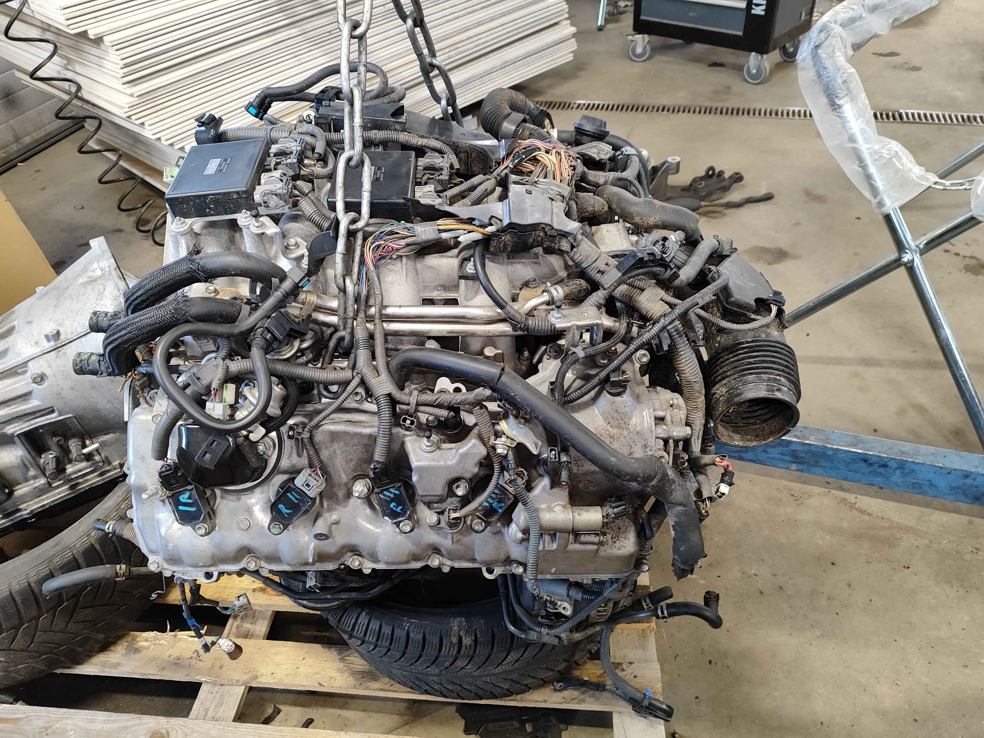 Lexus 2UR-GSE