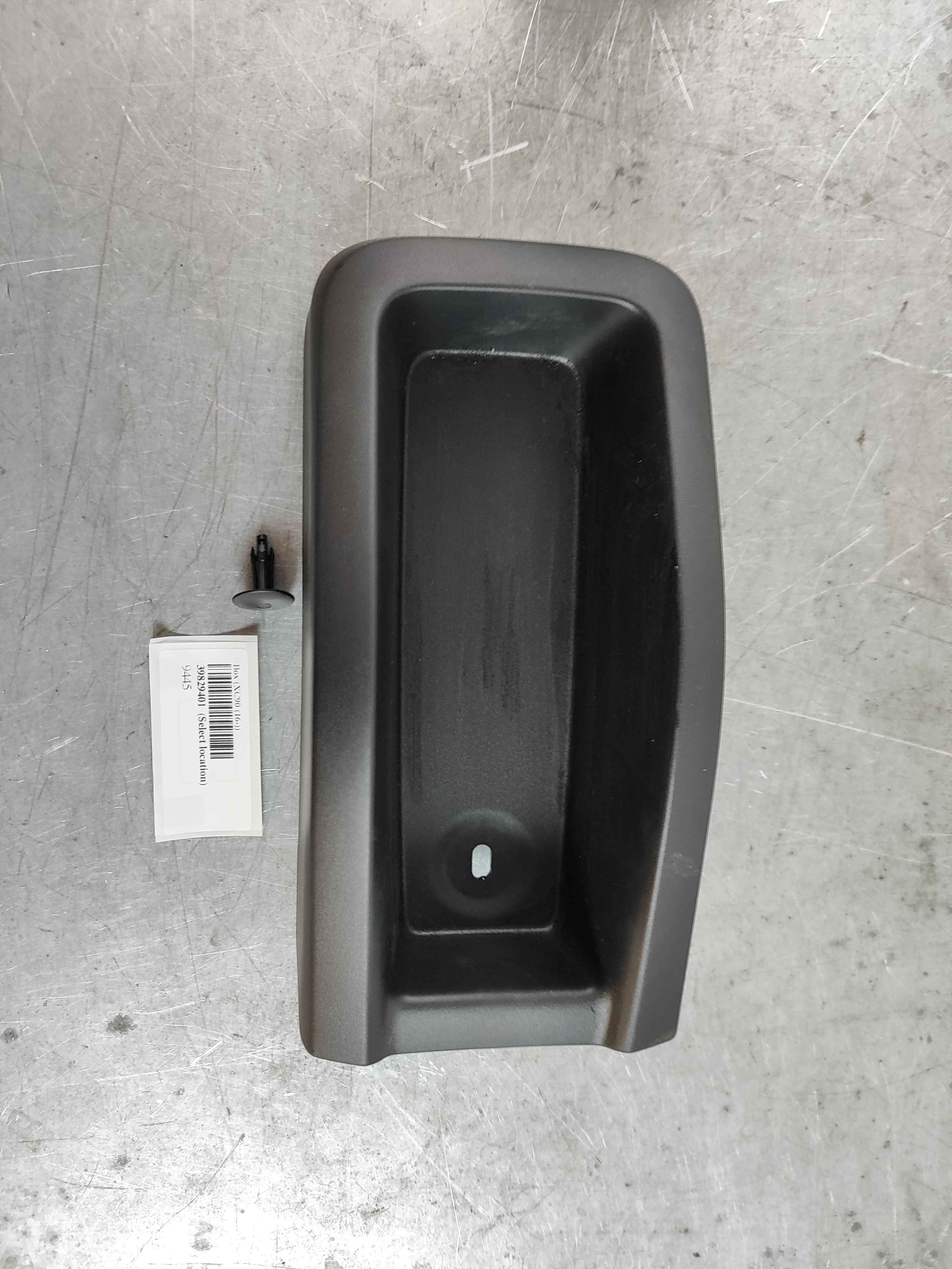 Box (XC90 (16-))