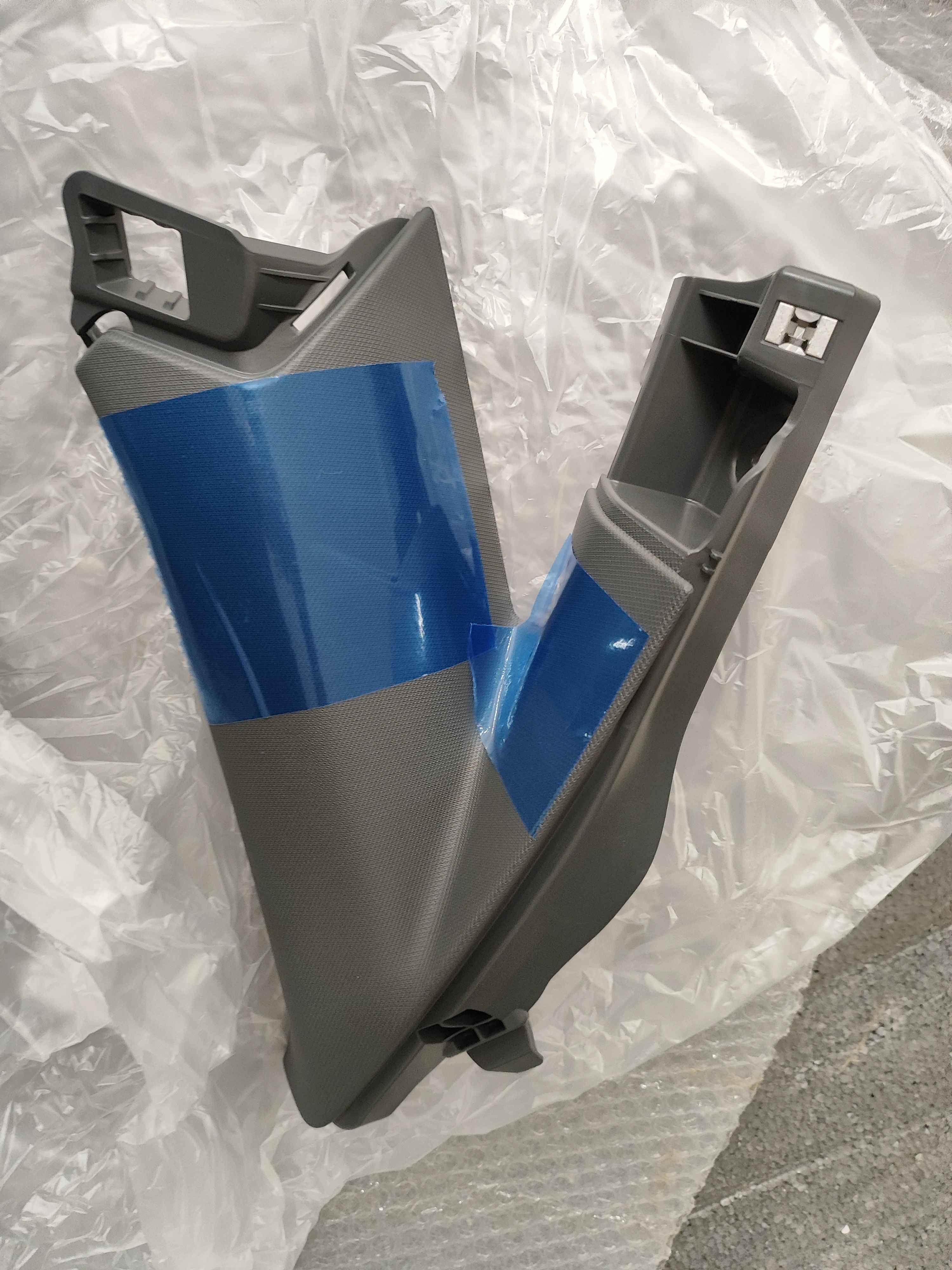 Lining, pillar c steel grey