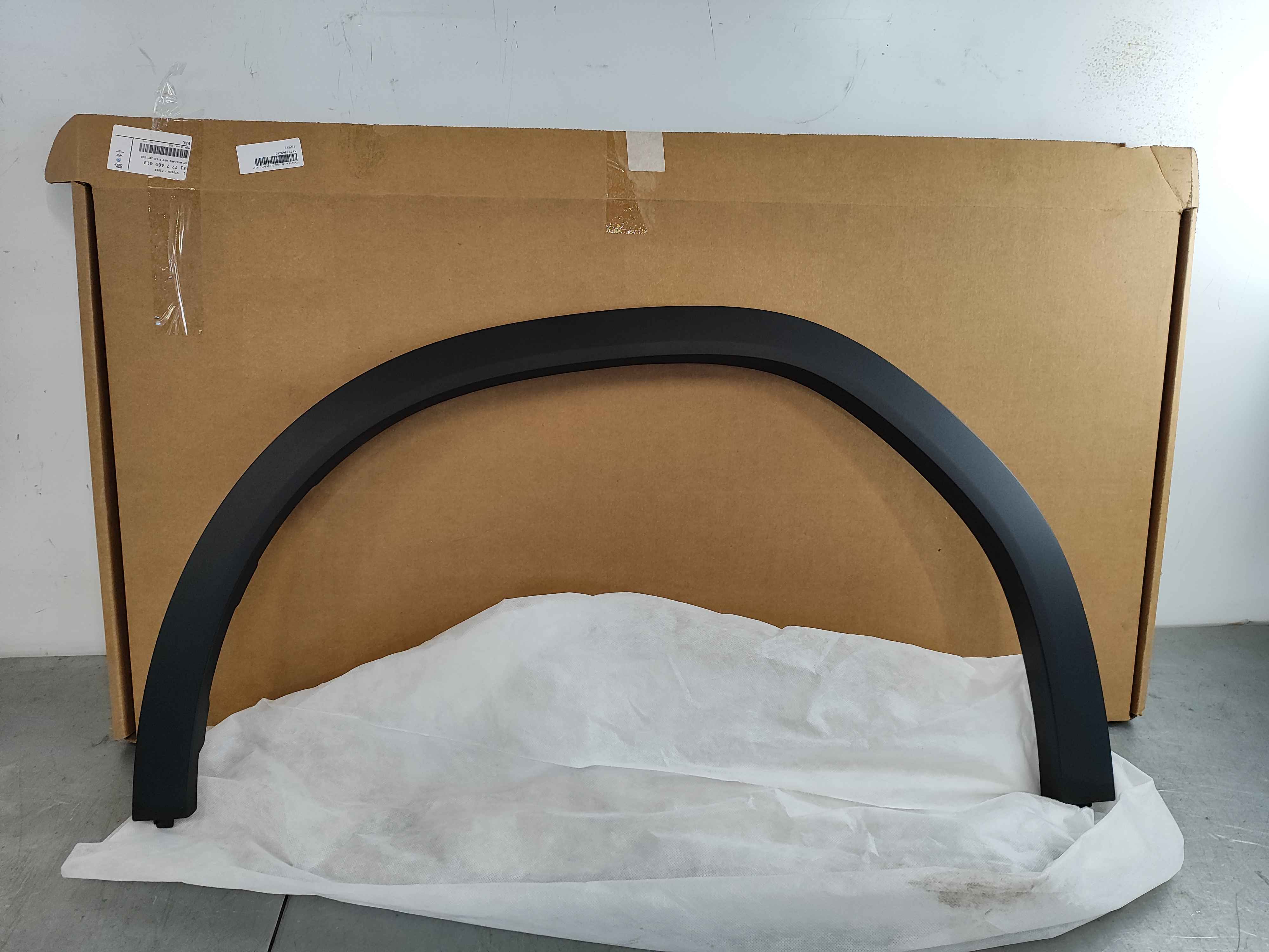 Wheel arch trim, front left BMW