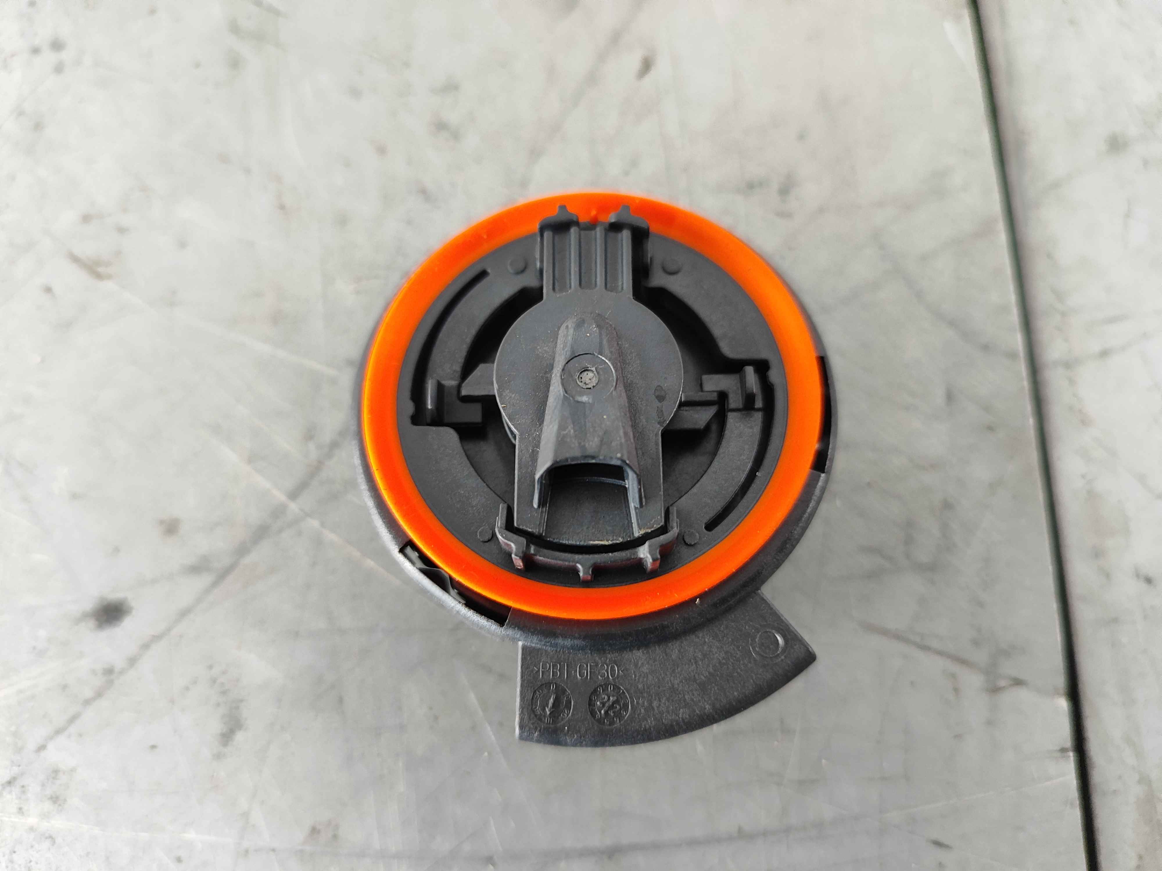 Tesla 103676200a
