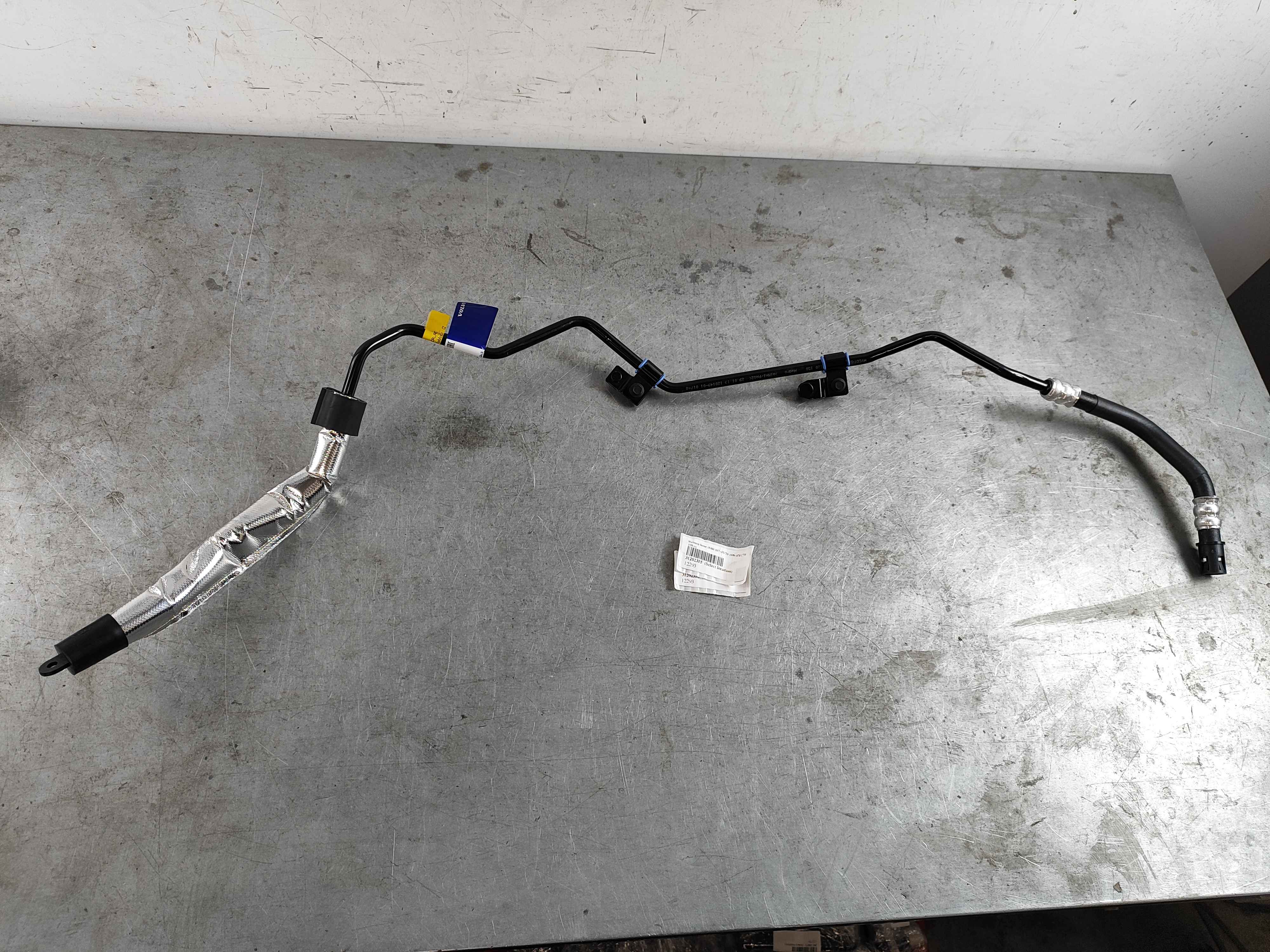 Return hose (S80 (07-)|V70 (08-)|XC70 (08-))