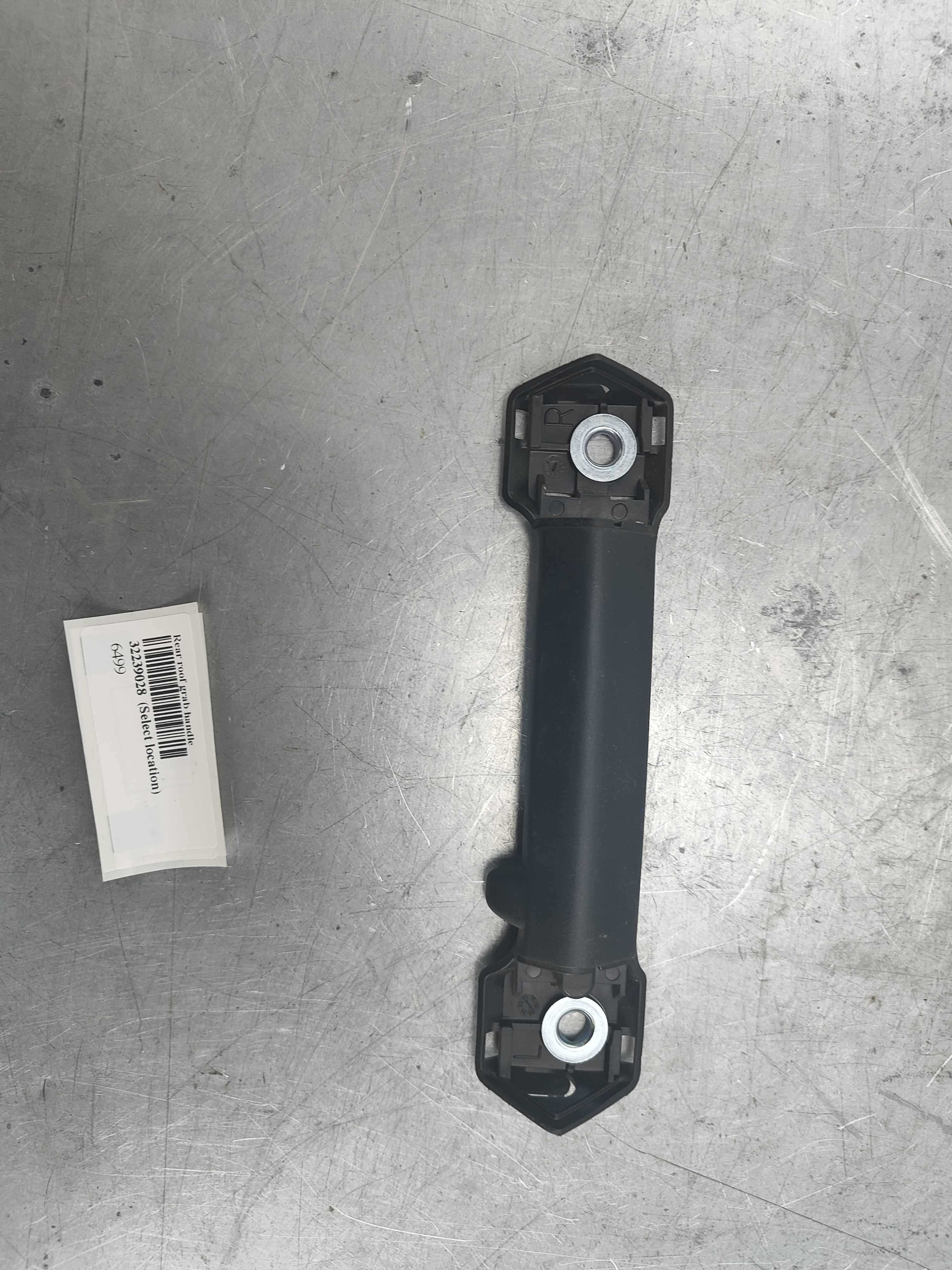 Rear roof grab handle