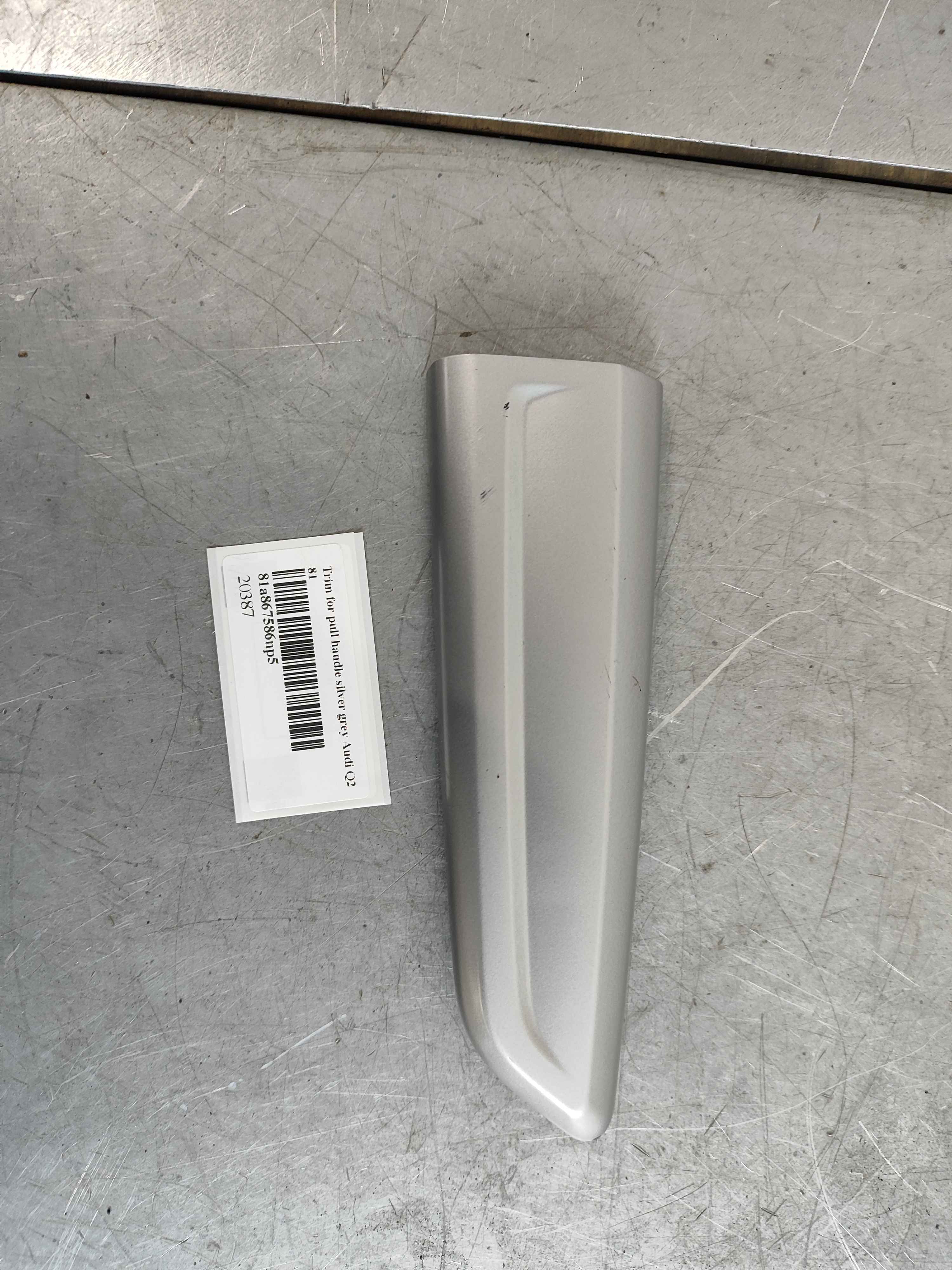 Trim for pull handle silver grey Audi Q2 81