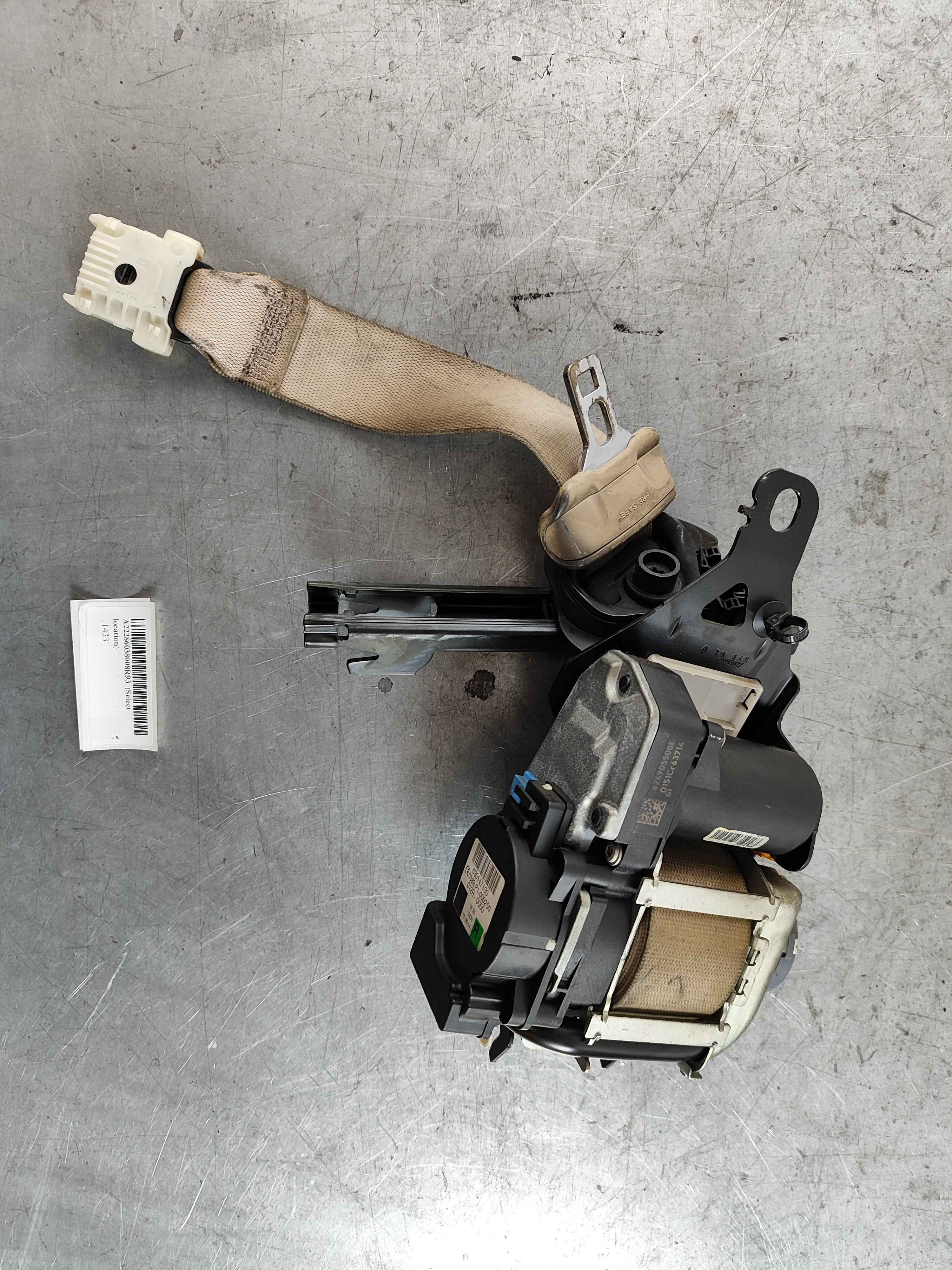 Mercedes-Benz A22286038008R93