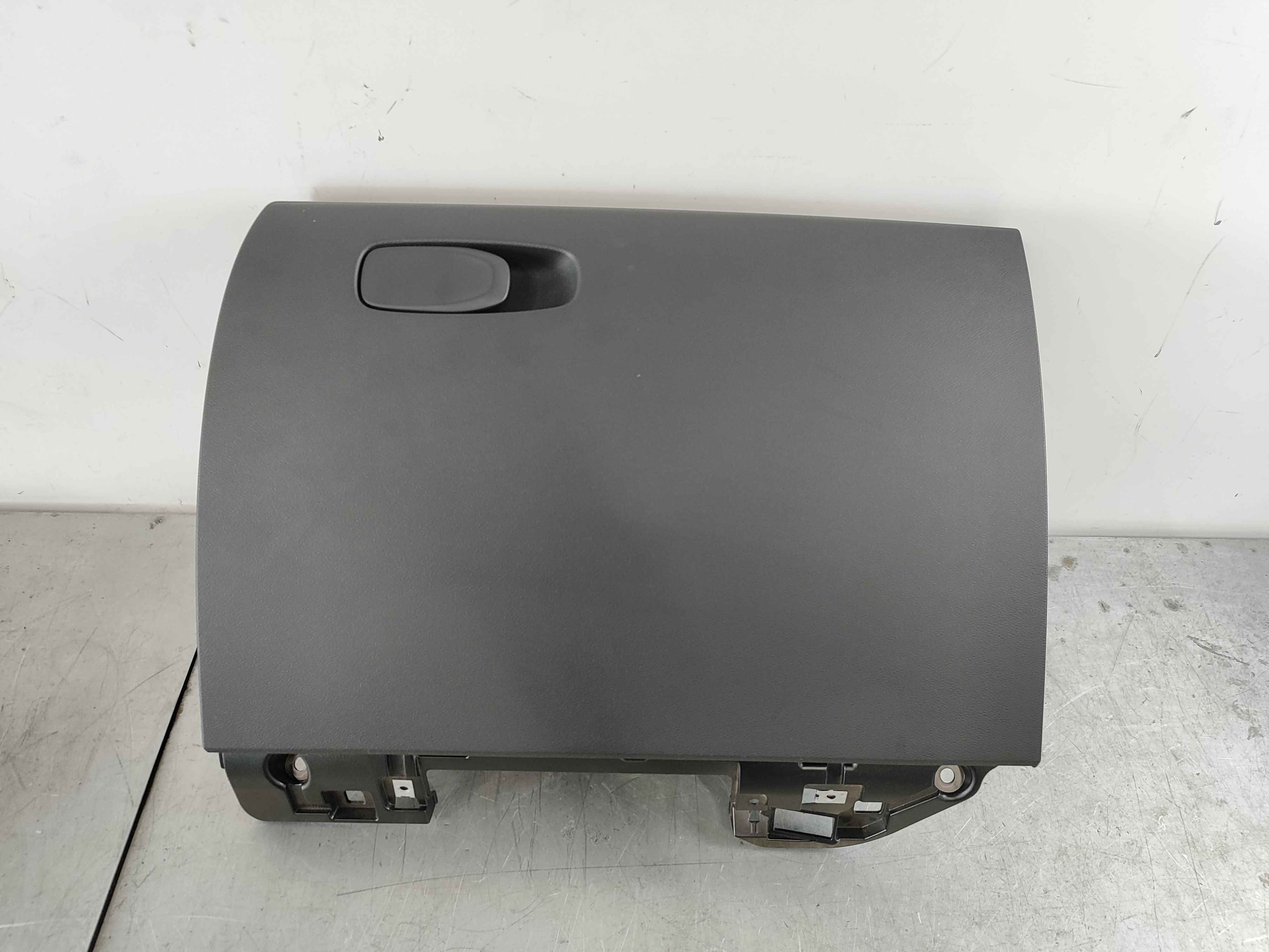 Glove compartment (XC60 (18-))