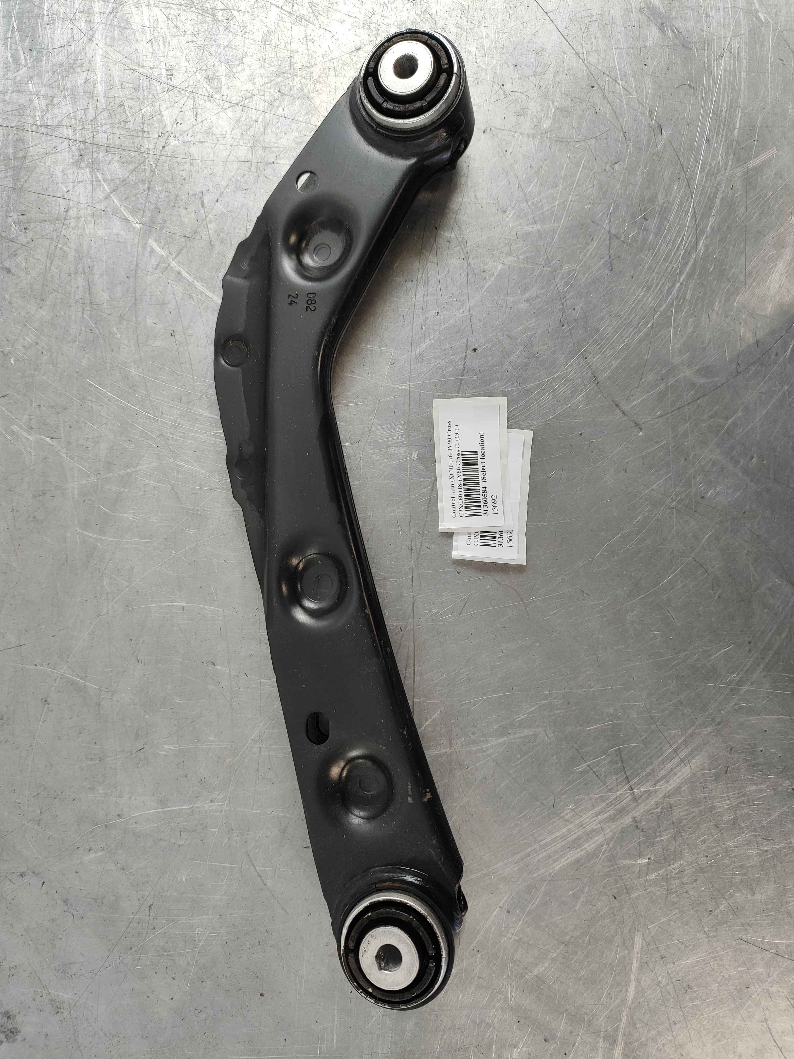 Control arm (XC90 (16-)|V90 Cross C.|XC60 (18-)|V60 Cross C. (19-) )